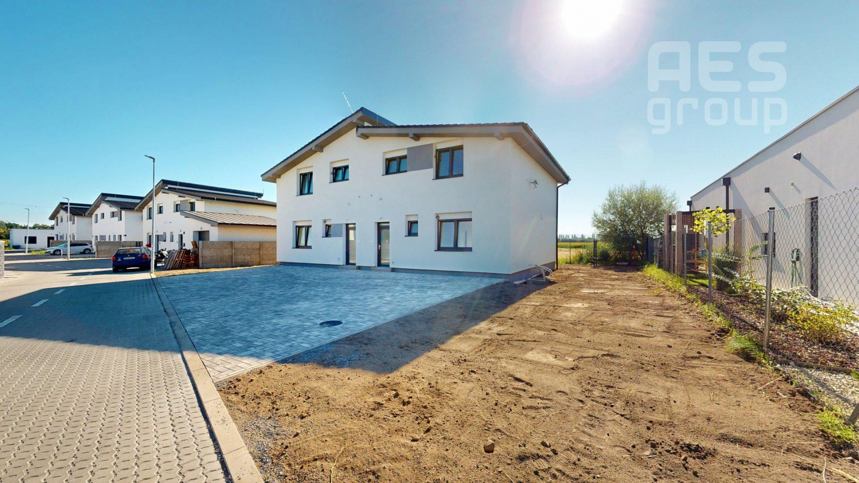 SKOLAUDOVANÉ, PREDAJ, 5 izbový  dom, Nová Alej Martina Benku, Kostolište.