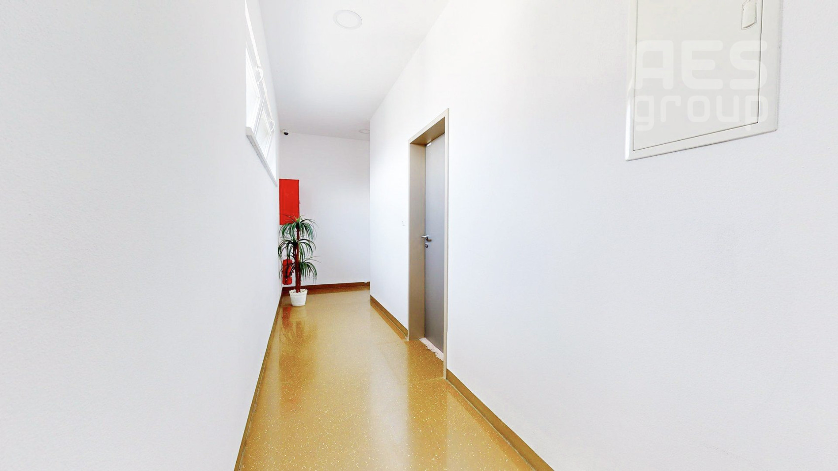 PRENÁJOM, KLIMATIZOVANÝ KANCELÁRSKY PRIESTOR, PASÁŽ AVANA, STUPAVA