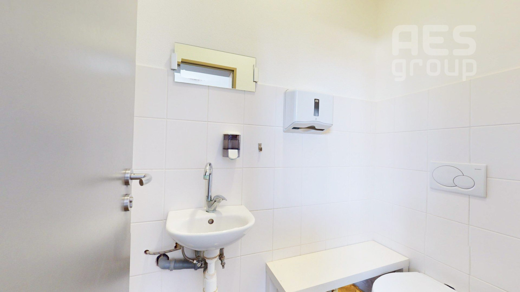 PRENÁJOM, KLIMATIZOVANÝ KANCELÁRSKY PRIESTOR, PASÁŽ AVANA, STUPAVA