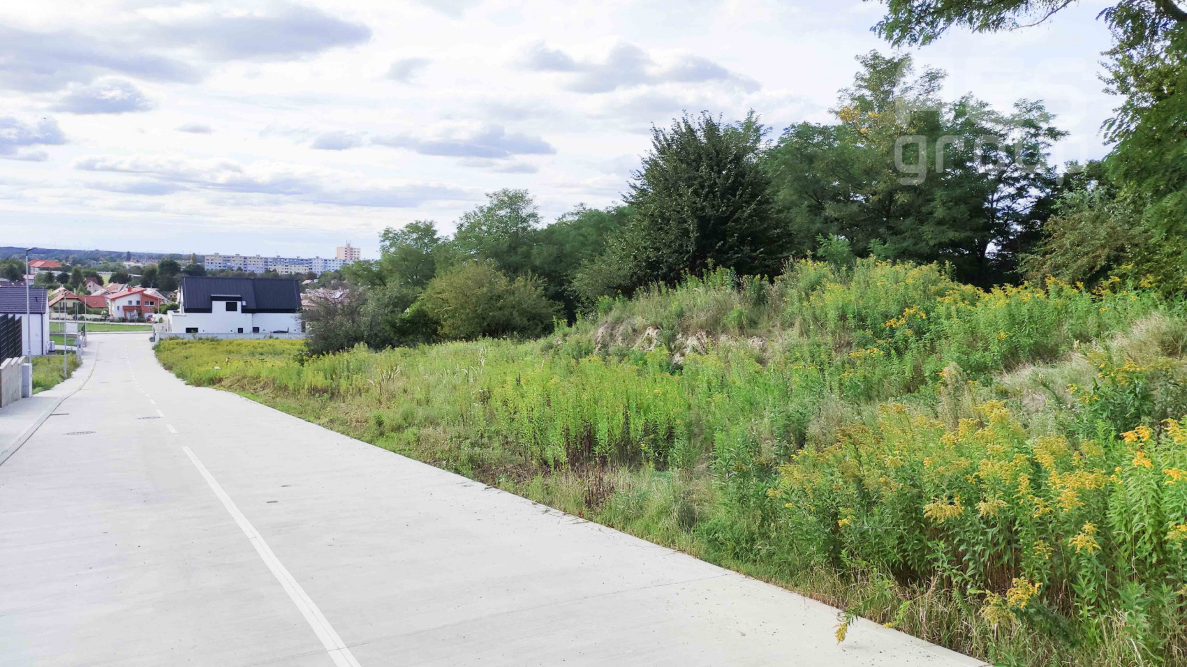 REZERVOVANÝ, stavebný pozemok so sieťami na Púpavovej ul. Stupava, výmera 750 m2