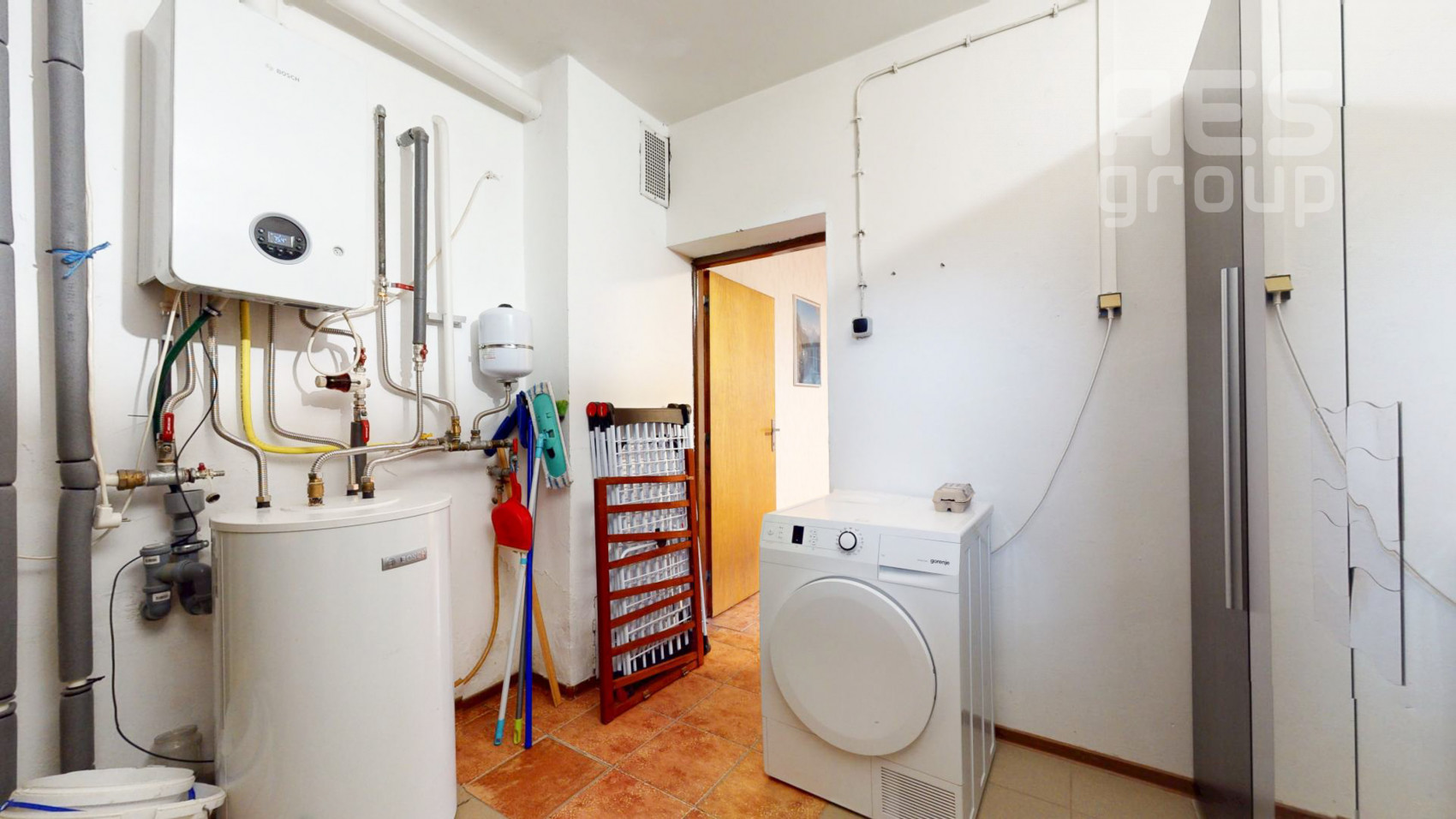 PREDAJ, dvojgeneračný rodinný dom s veľkým pozemkom v obci Vysoká pri Morave