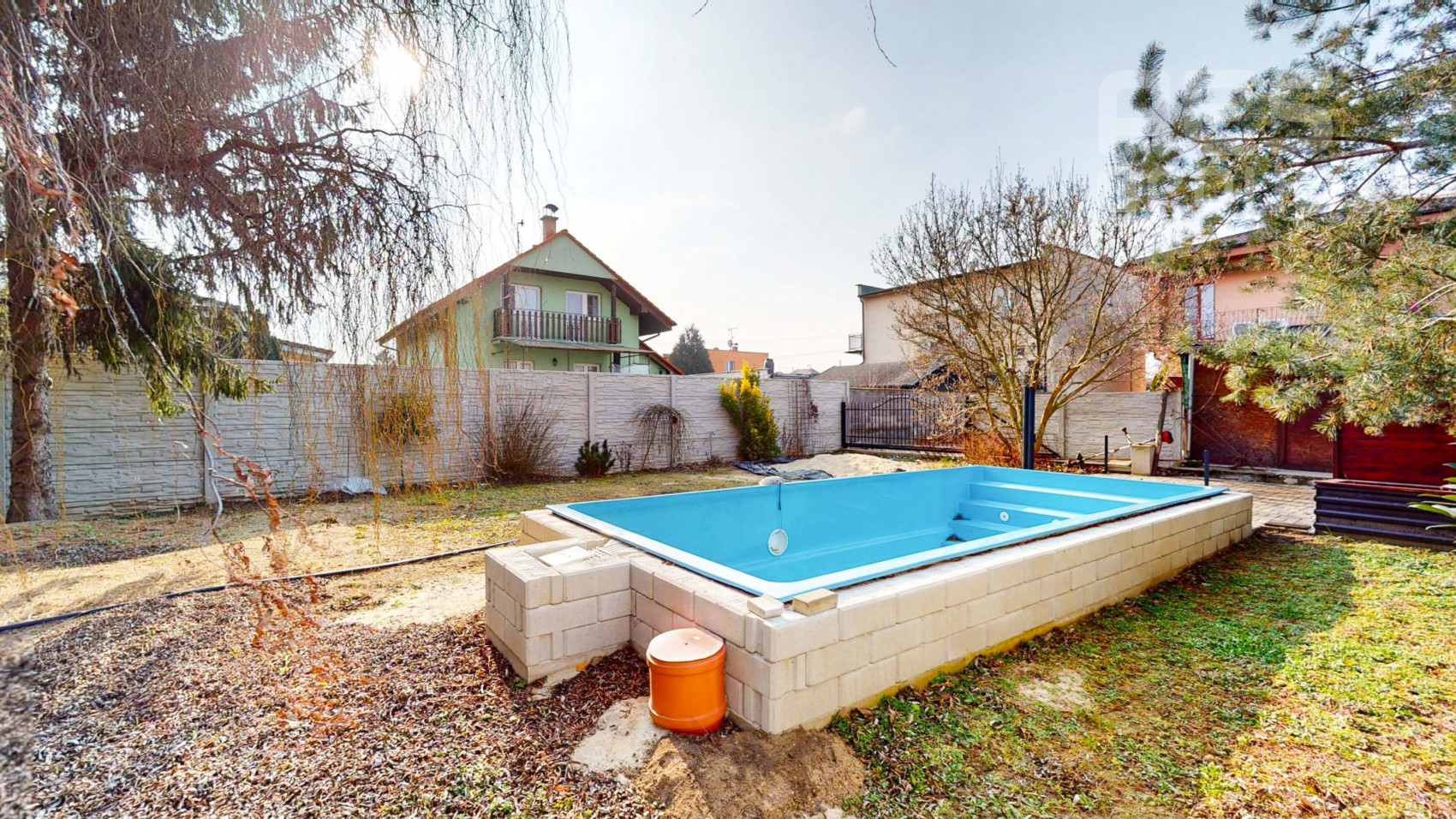 PREDAJ, dvojgeneračný rodinný dom s veľkým pozemkom v obci Vysoká pri Morave