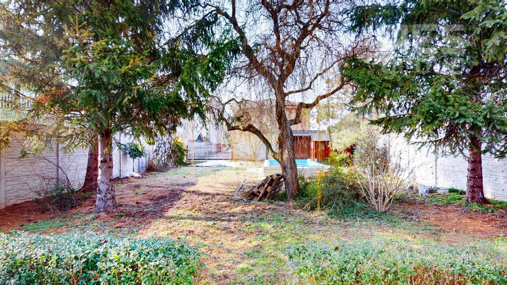 PREDAJ, dvojgeneračný rodinný dom s veľkým pozemkom v obci Vysoká pri Morave