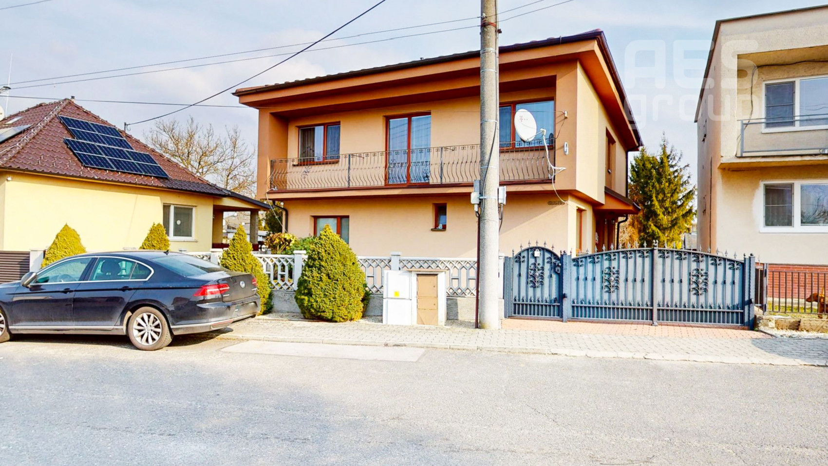 PREDAJ, dvojgeneračný rodinný dom s veľkým pozemkom v obci Vysoká pri Morave