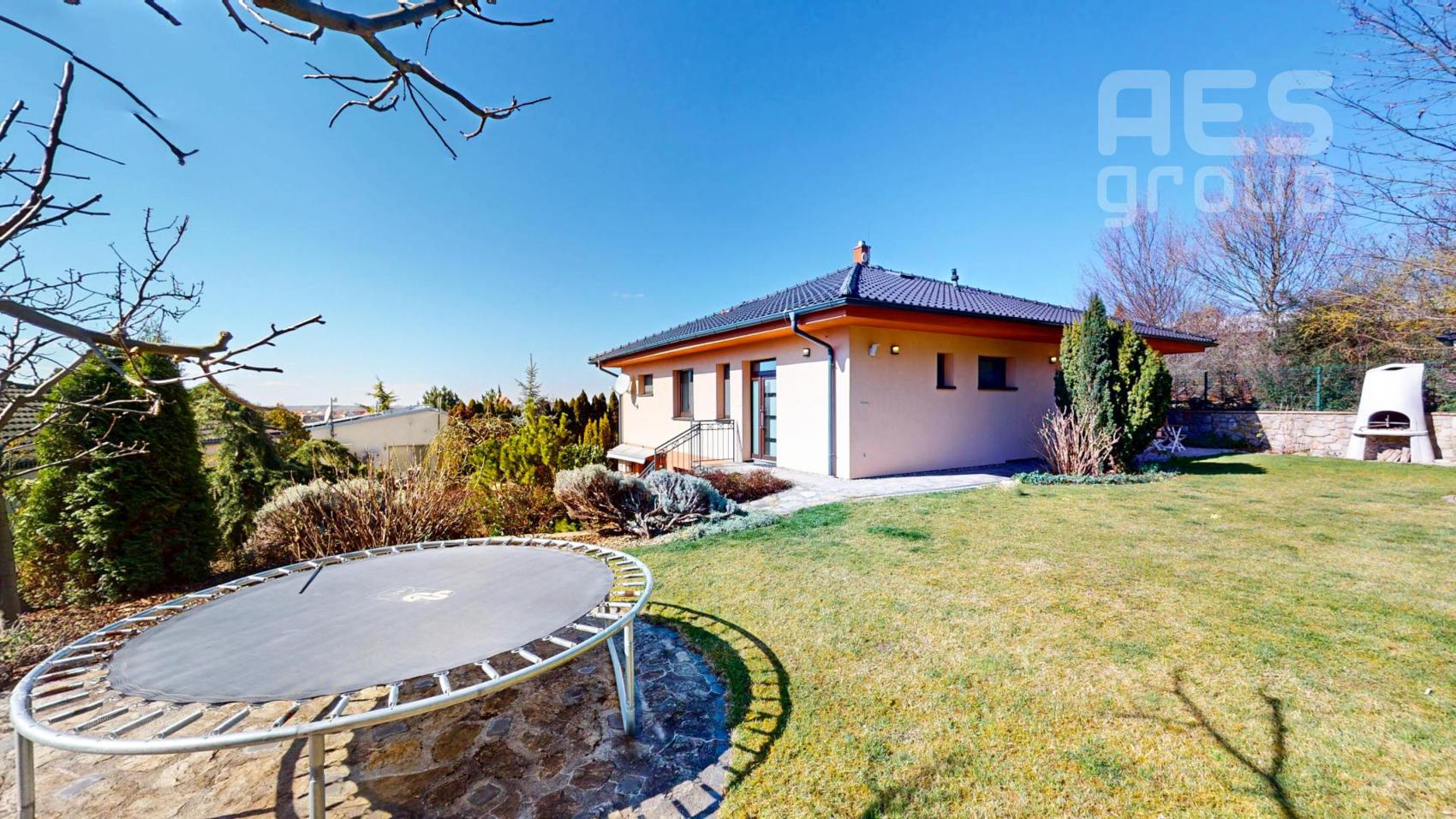 PREDAJ, 5i rodinný dom, ul. Slnečná, Stupava