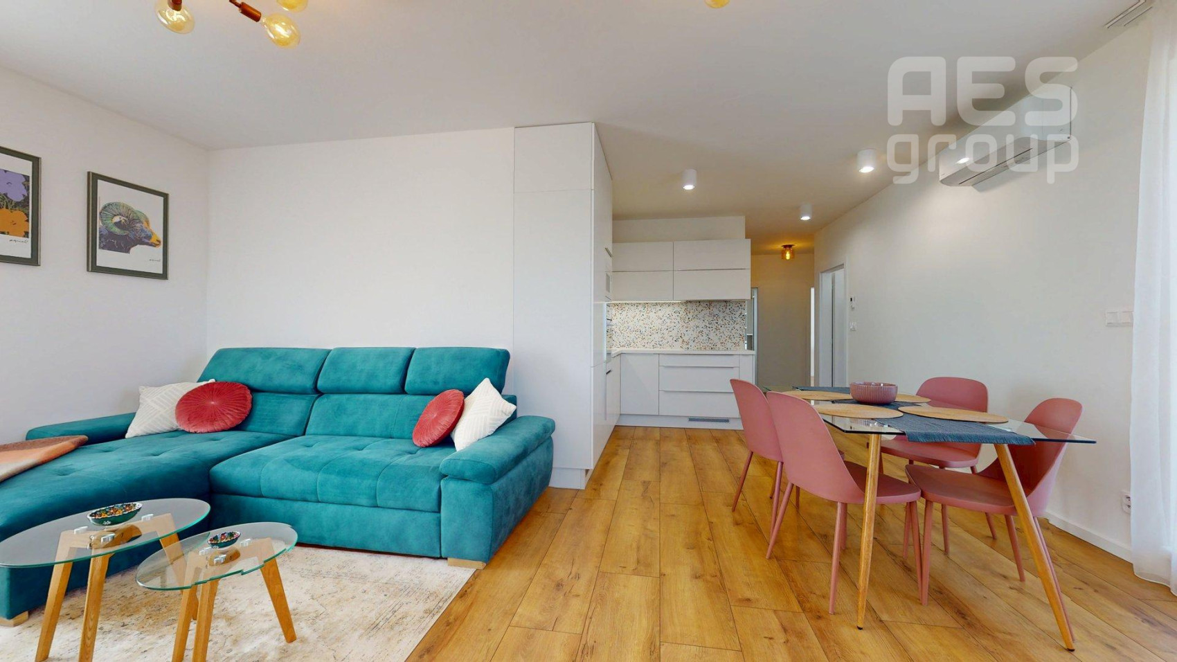 PRENÁJOM, štýlový 3 izbový byt s terasou, pivnica, parkovanie, Stupava