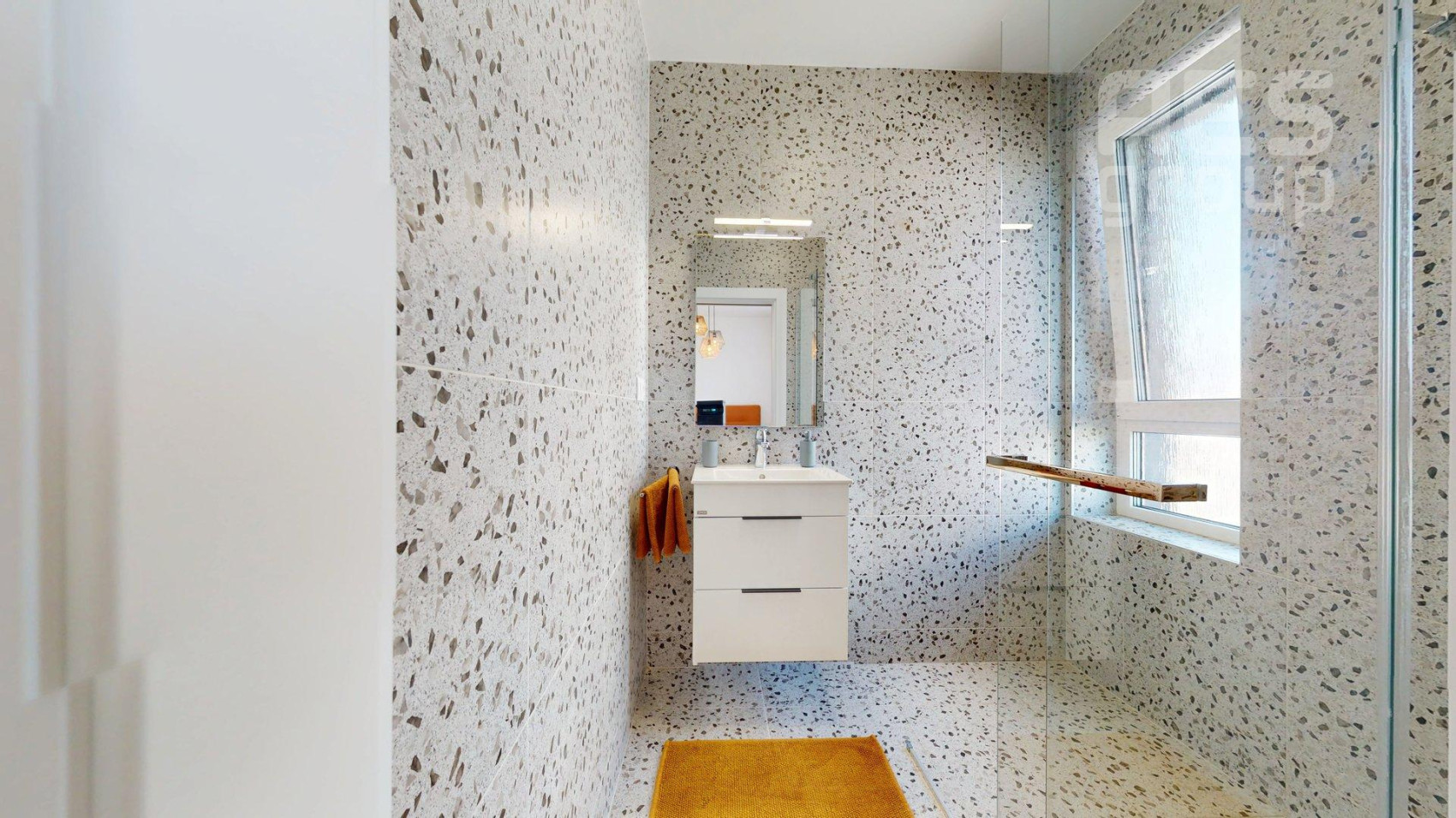 PRENÁJOM, štýlový 3 izbový byt s terasou, pivnica, parkovanie, Stupava