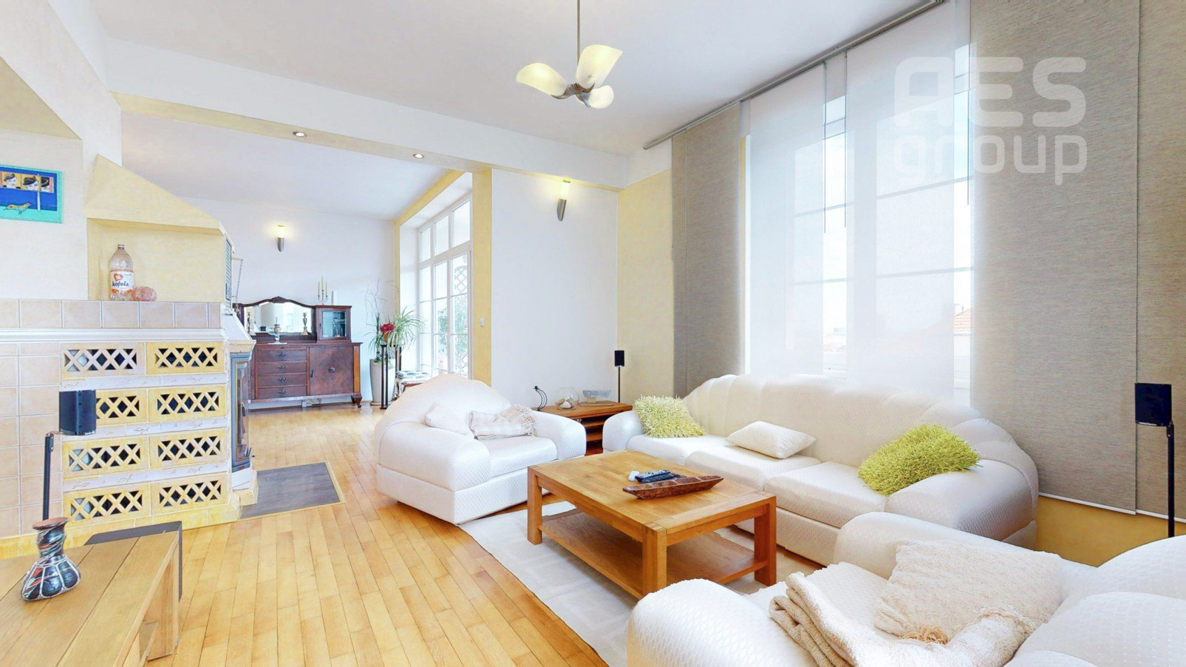 PRENÁJOM, JEDINEČNÝ 4 IZBOVÝ BYT, SMETANOVA, BRATISLAVA – STARÉ MESTO