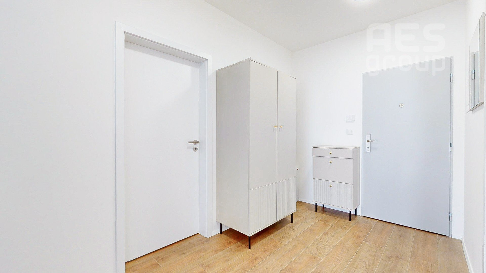 PRENÁJOM, 3 izbový byt s vnútorným parkovacím státím a terasou, Projekt NOEMIS, ul. Cementárenská, Stupava