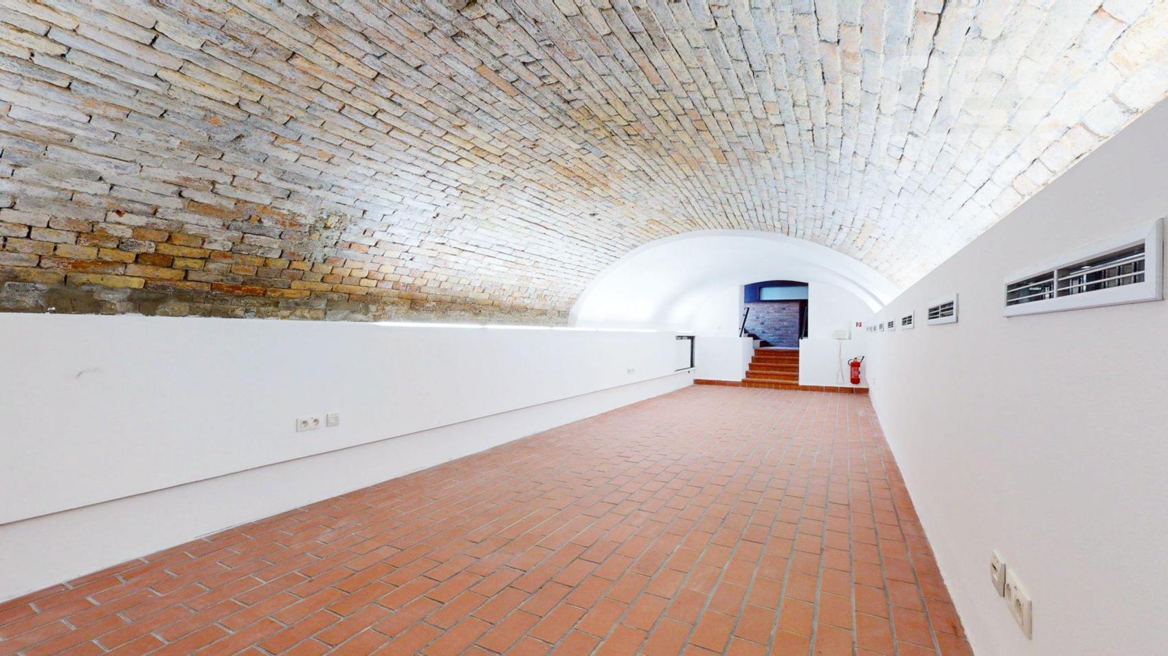 PRENÁJOM, KALNCELÁRSKE PRIESTORY, ROĽNÍCKA – VAJNORY