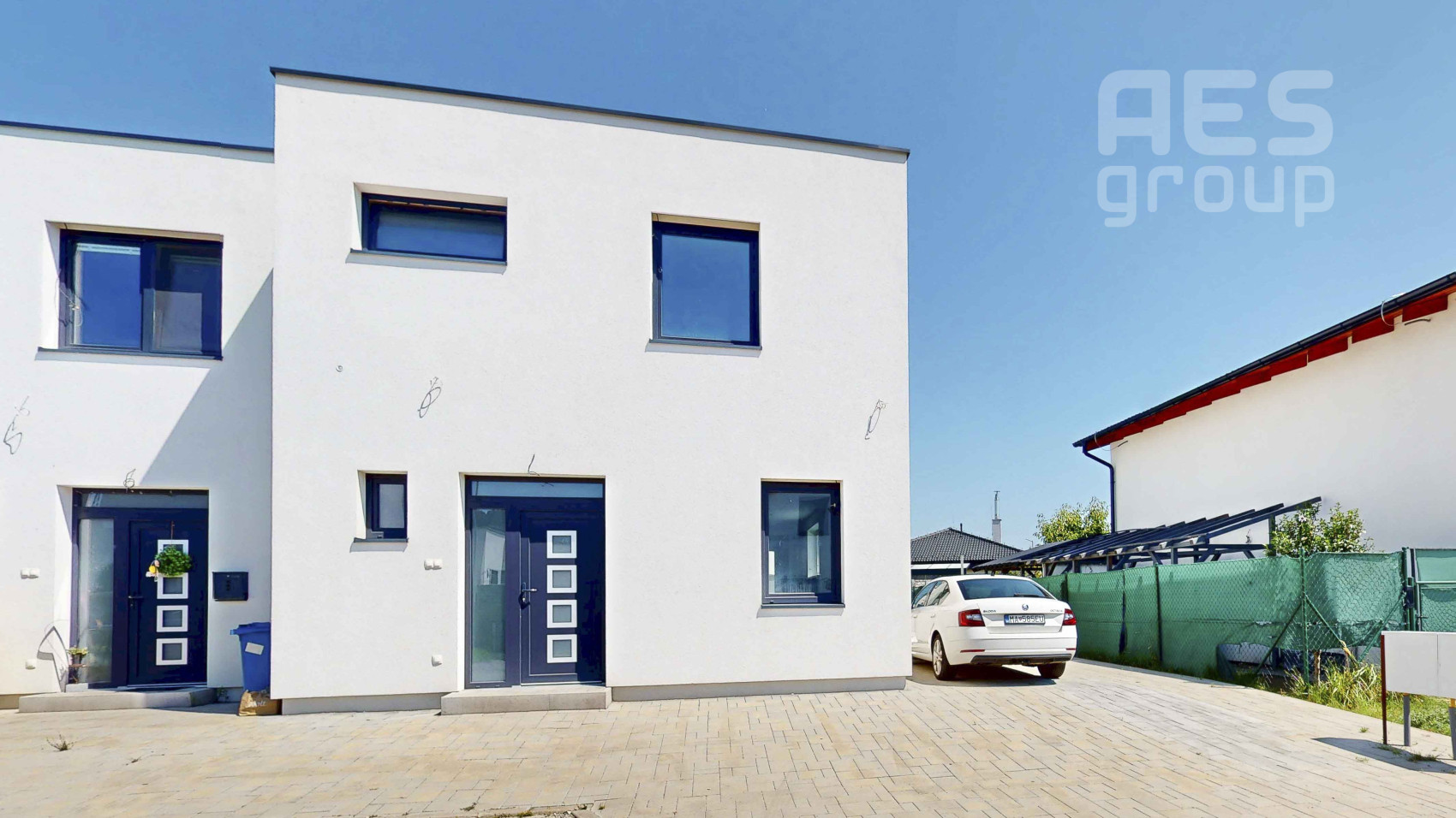 PREDAJ, Novostavba, 4 izbový dom v dvojdome s predzáhradkou, ul. Agátová, Kostolište