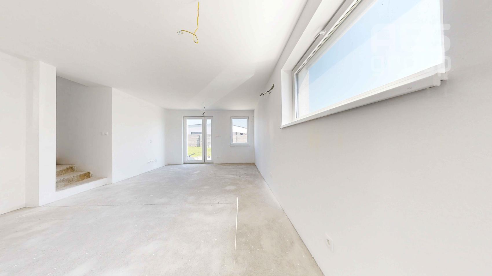 PREDAJ, Novostavba, 4 izbový dom v dvojdome s predzáhradkou, ul. Agátová, Kostolište