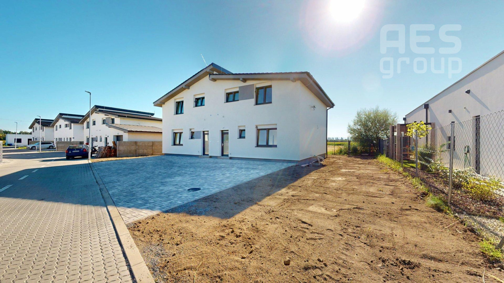 KOSTOLIŠTE, PREDAJ, 5 izbový  dom, Nová Alej Martina Benku