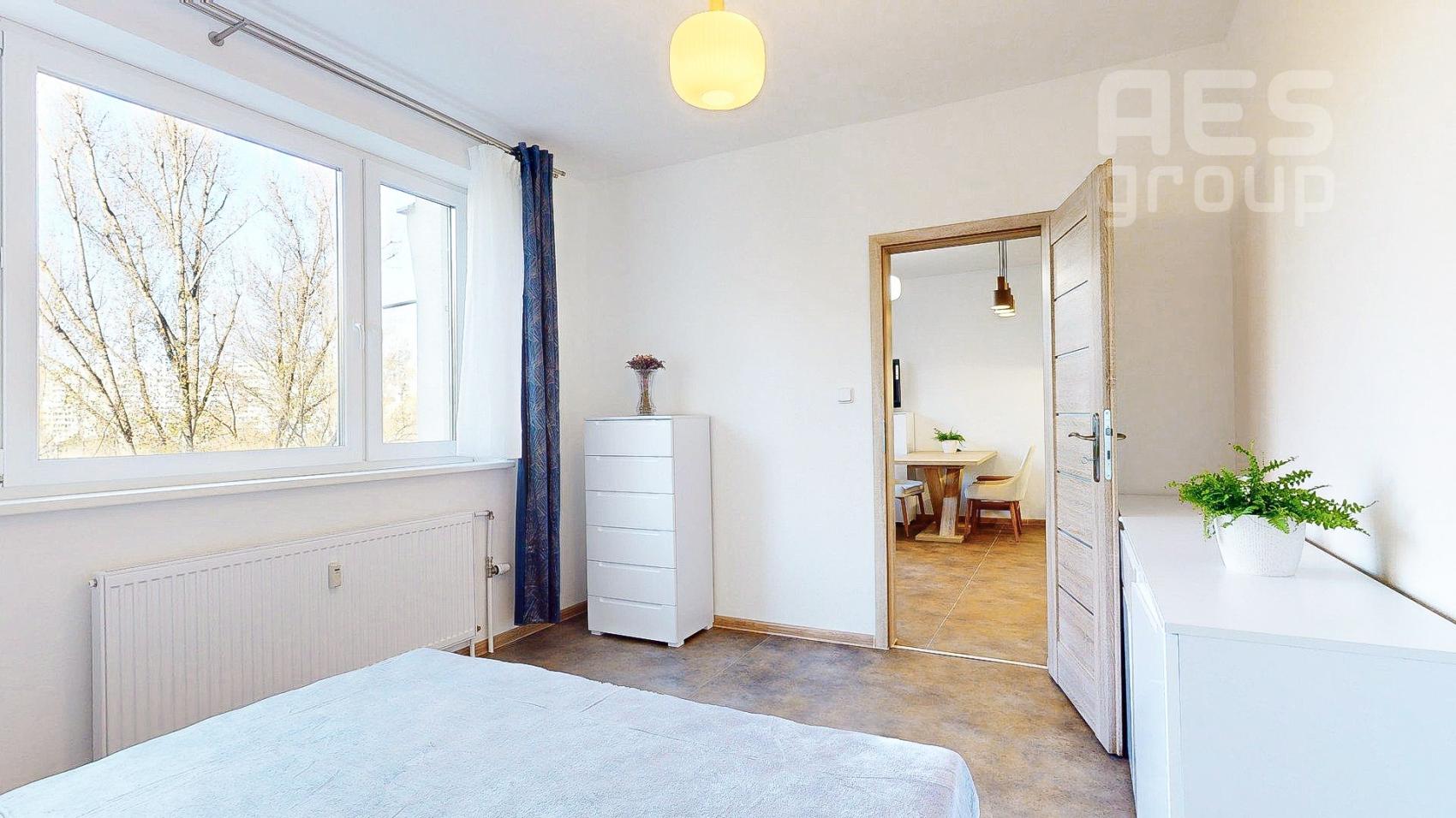 PRENÁJOM, 2 izbový byt s loggiou, ul. Rovniankova, BA-Petržalka