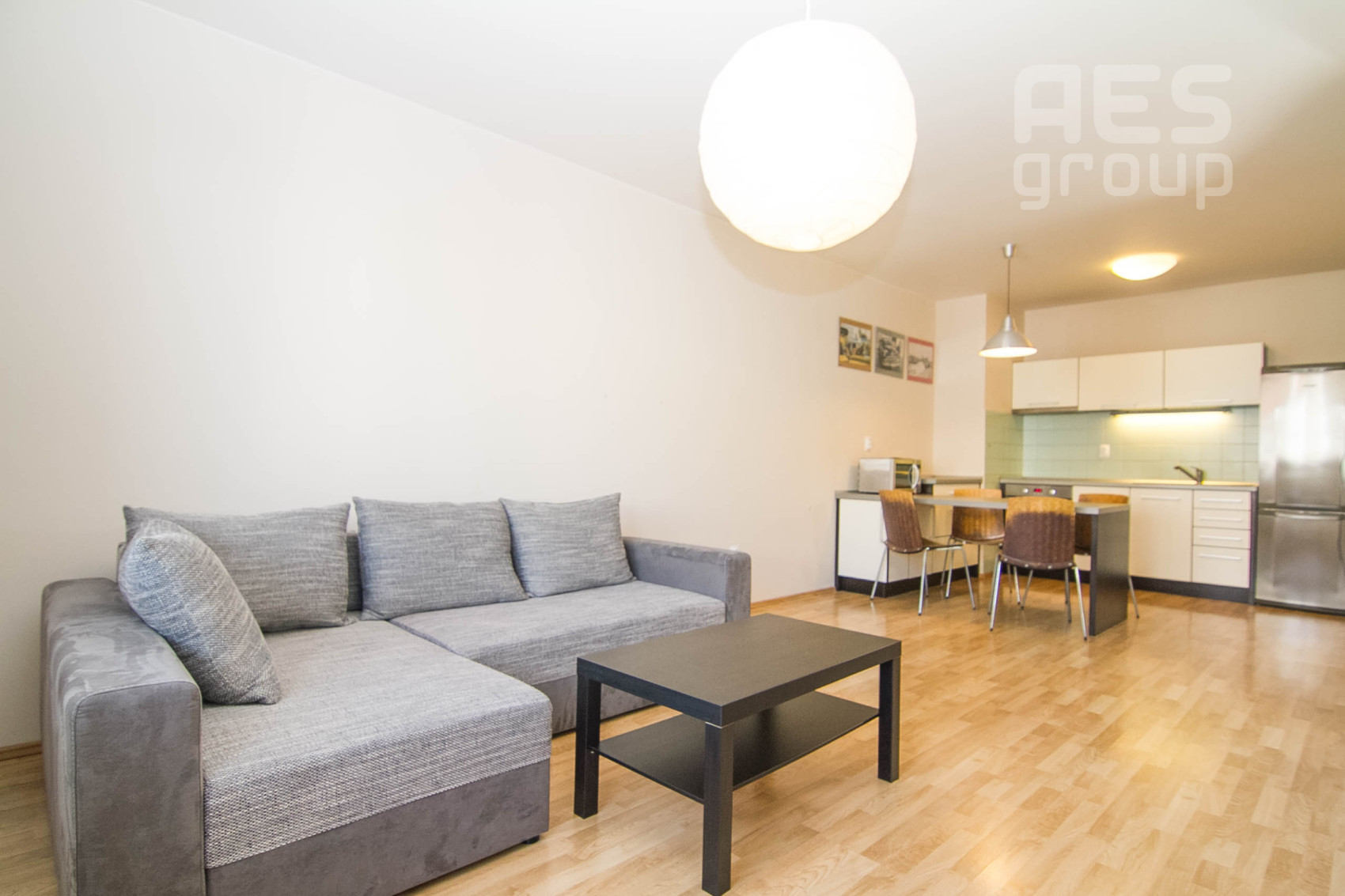 PRIPRAVUJEME, zariadený 2-izbový byt s garážovým státím, Okružná ul. Stupava