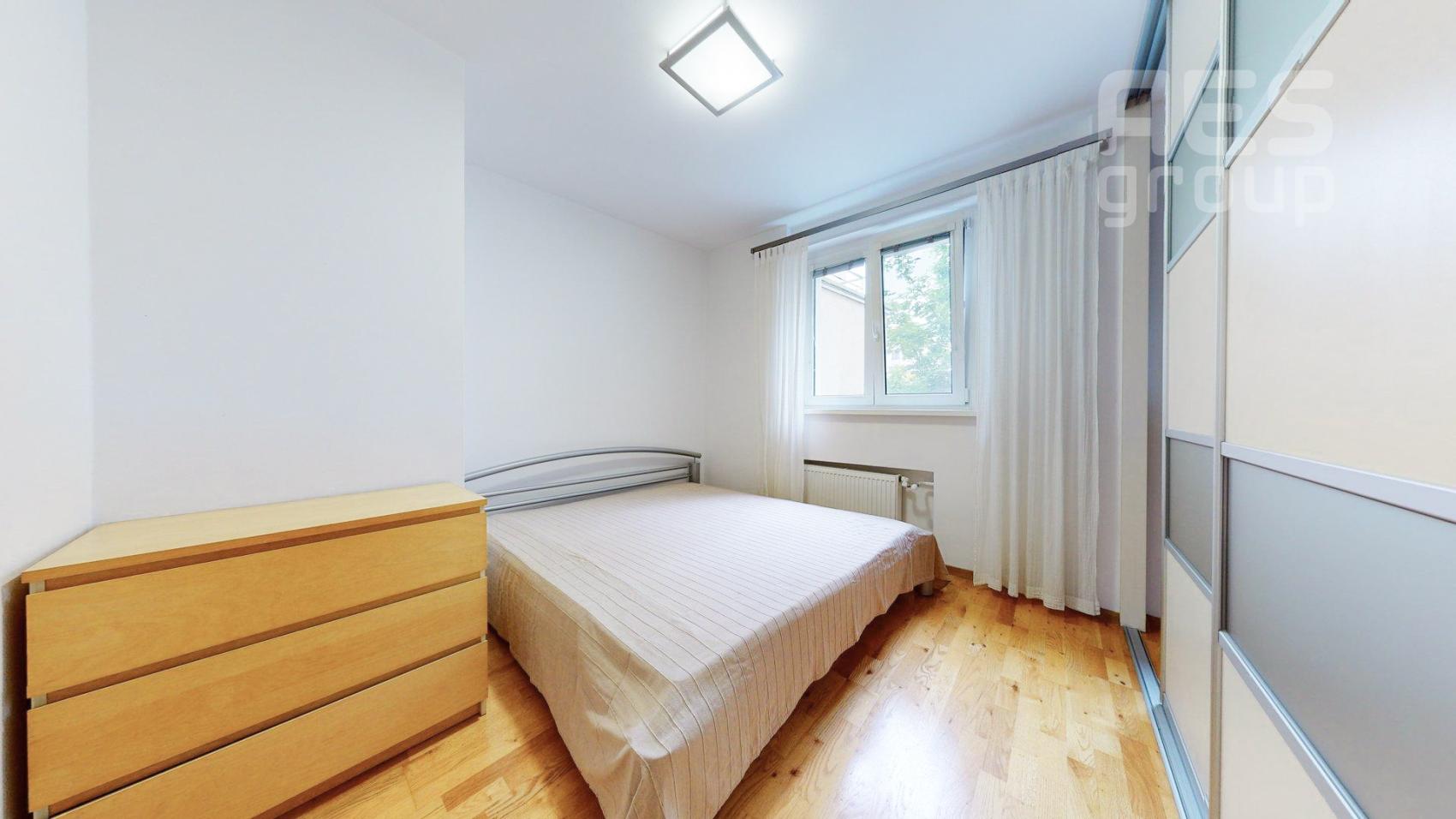 PRENÁJOM, 2 IZBOVÝ BYT, MEDENÁ, BRATISLAVA STARÉ MESTO