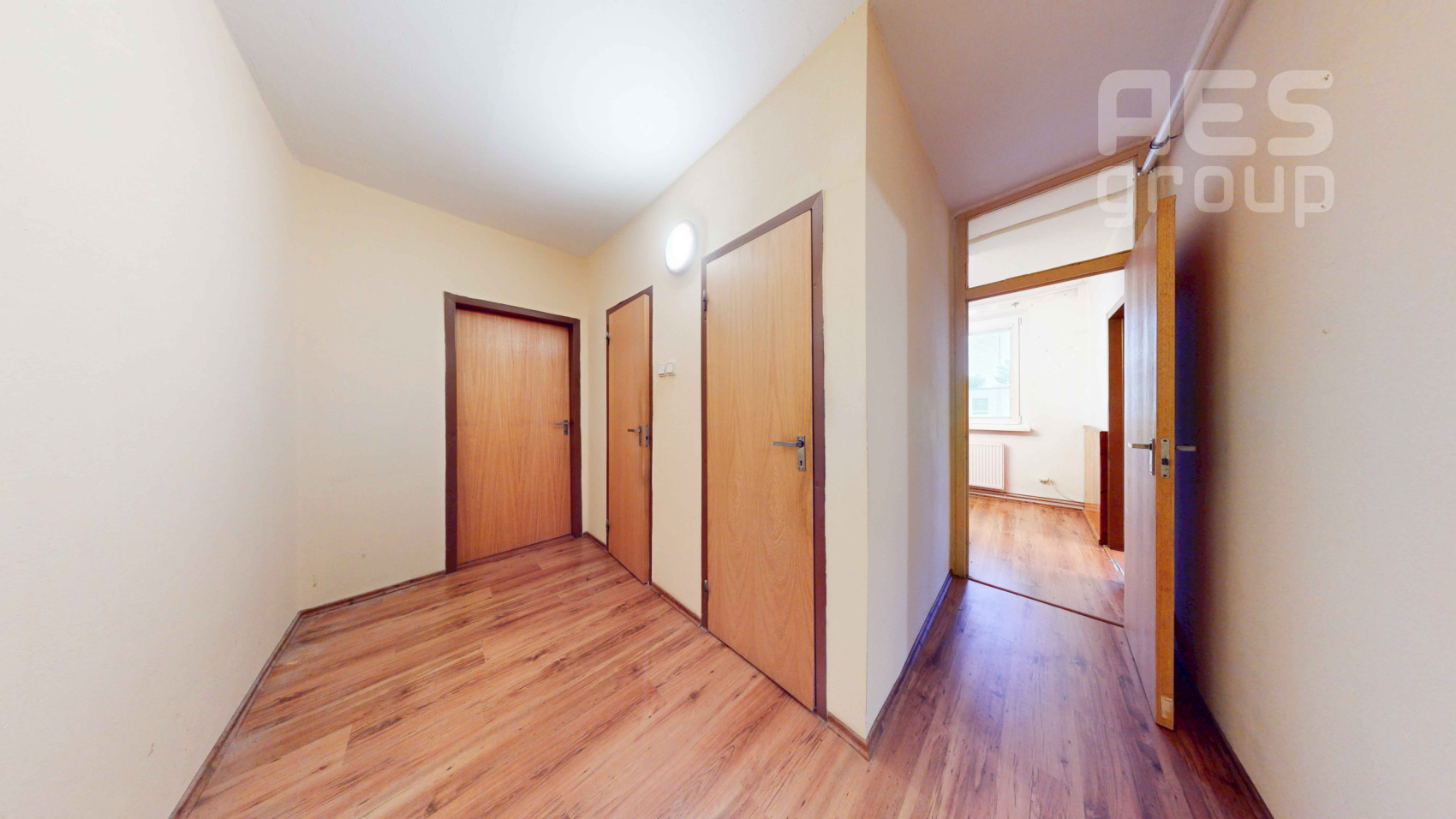 PREDAJ: 3 izbový byt s loggiou, Školská ul., Stupava