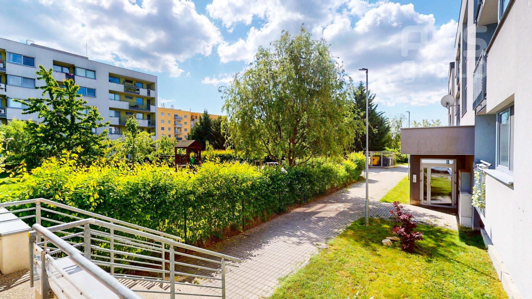 PRENÁJOM, 1 izbový byt s loggiou v novostavbe v projekte AGÁTKY, Stupava