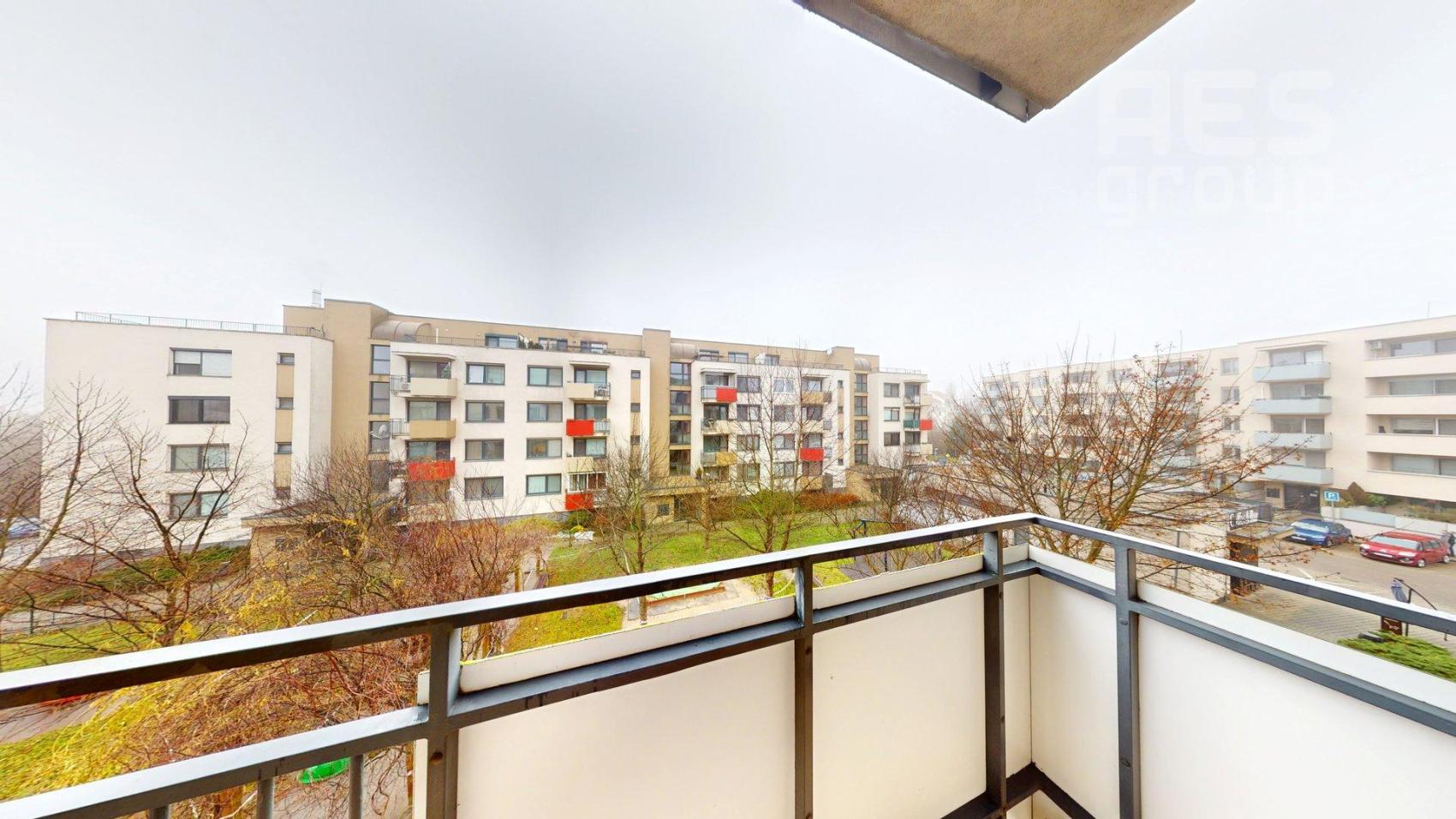 PRENÁJOM, 2-izbový byt, Okružná ul. Stupava