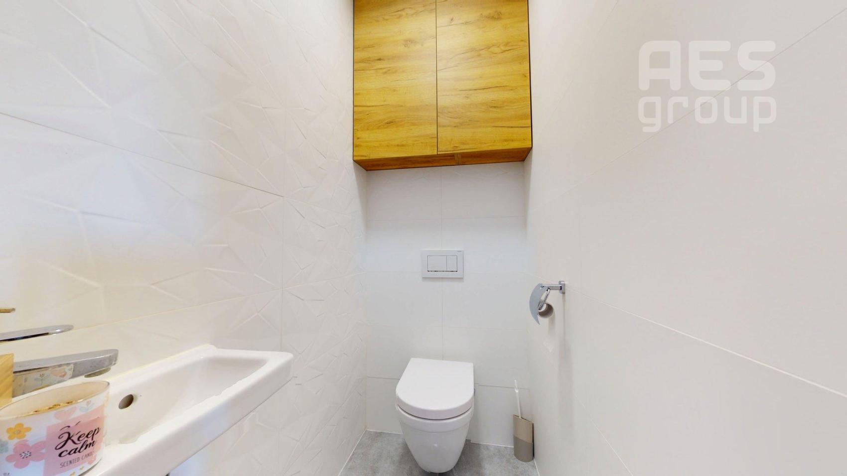 PRENÁJOM, NOVOSTAVBA, 2 izbový byt s balkónom a garážovým státím, ul. Dlhá, Stupava