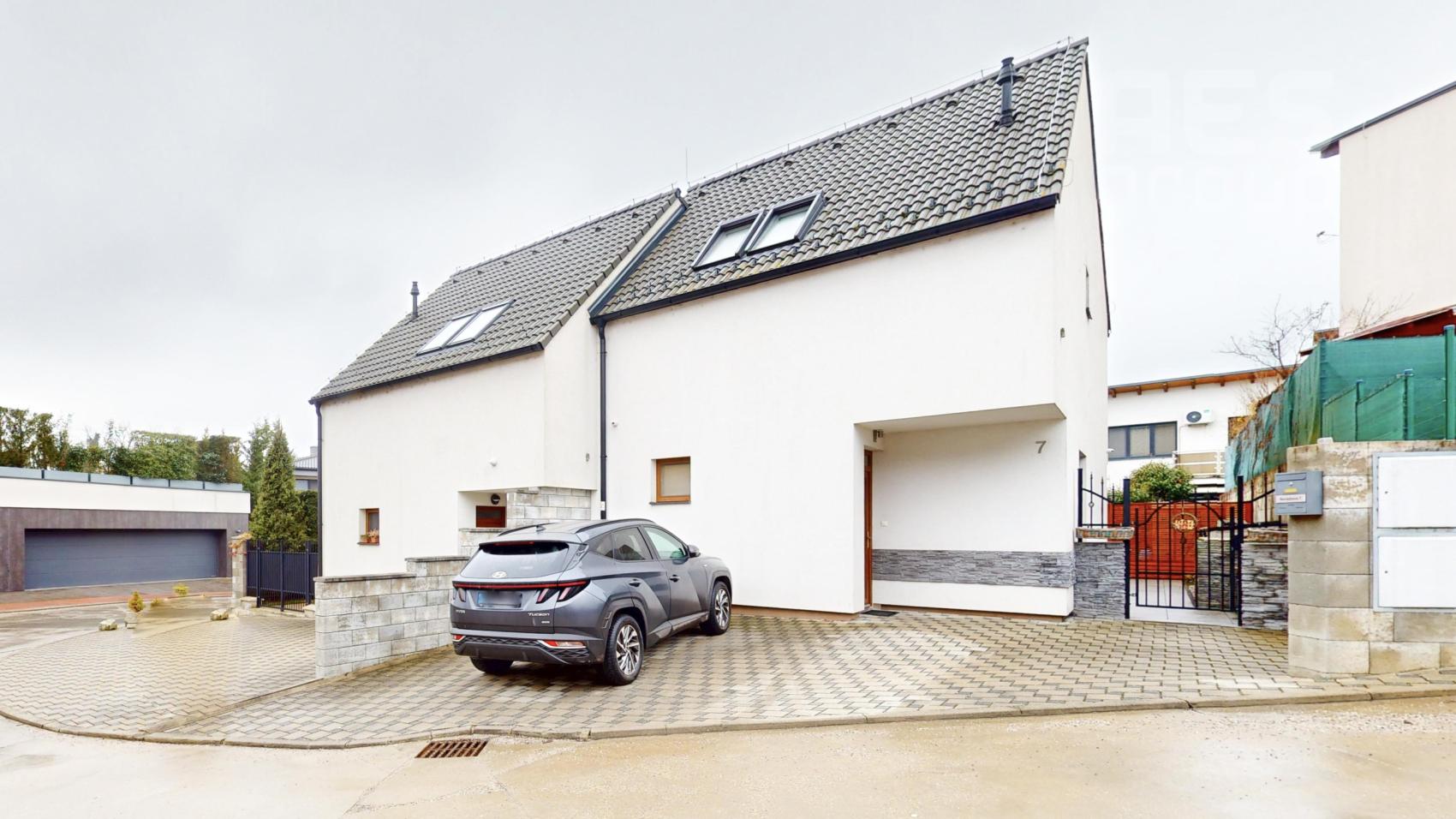 Novostavba, 4 izbový radový dom, ul. Nevädzová, Stupava