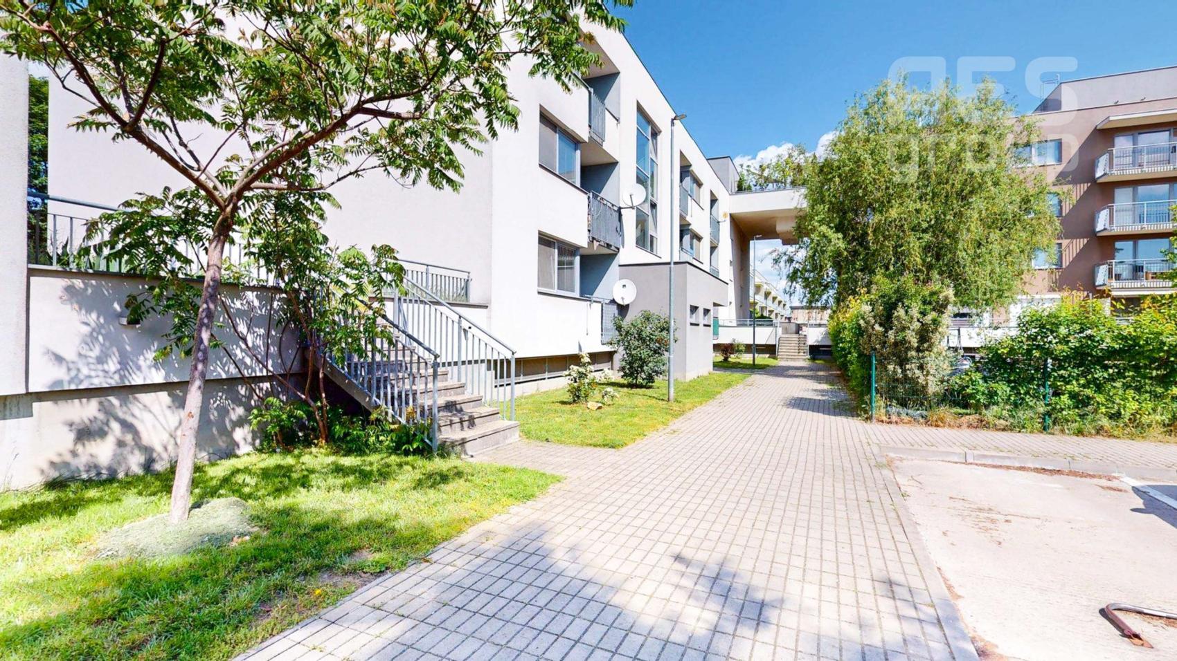 PRENÁJOM, 1 izbový byt s loggiou v novostavbe v projekte AGÁTKY, Stupava