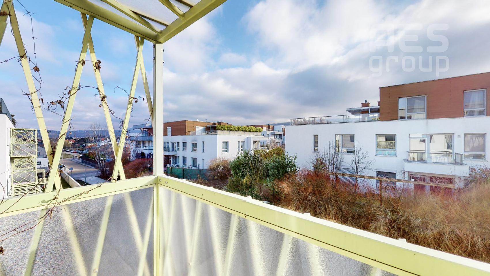 PRENÁJOM, 3 izbový zariadený byt s garážovým státím v novostavbe v projekte KOLÍSKY, Záhorská Bystrica