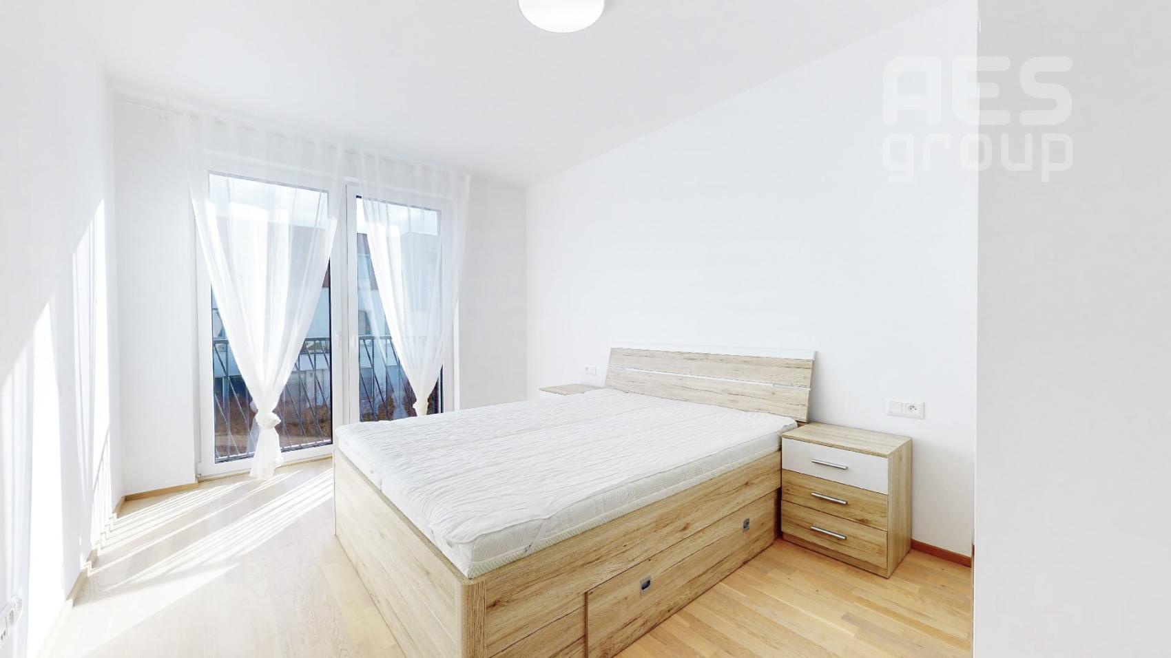 PRENÁJOM, 3 izbový zariadený byt s garážovým státím v novostavbe v projekte KOLÍSKY, Záhorská Bystrica