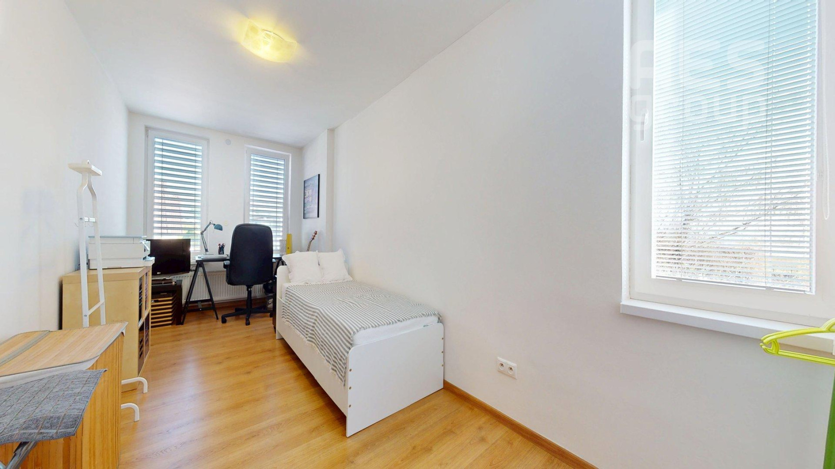 PREDAJ, 4 izb. RD s pivnicou vo výbornej lokalite, Mariánska, Stupava