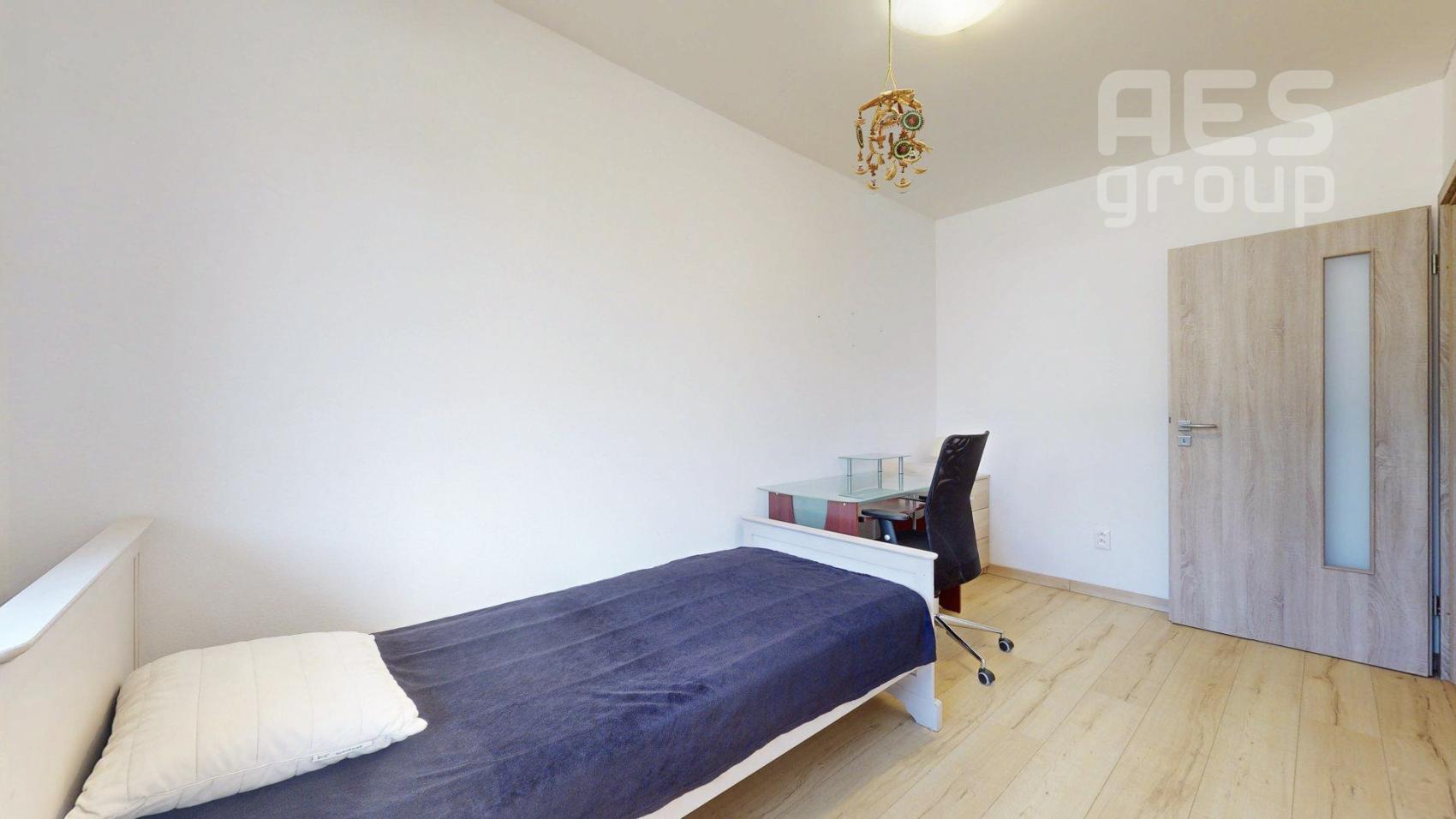 PRENÁJOM, zariadený 4 izbový rodinný dom, ul. Sedmokrásková, Marianka