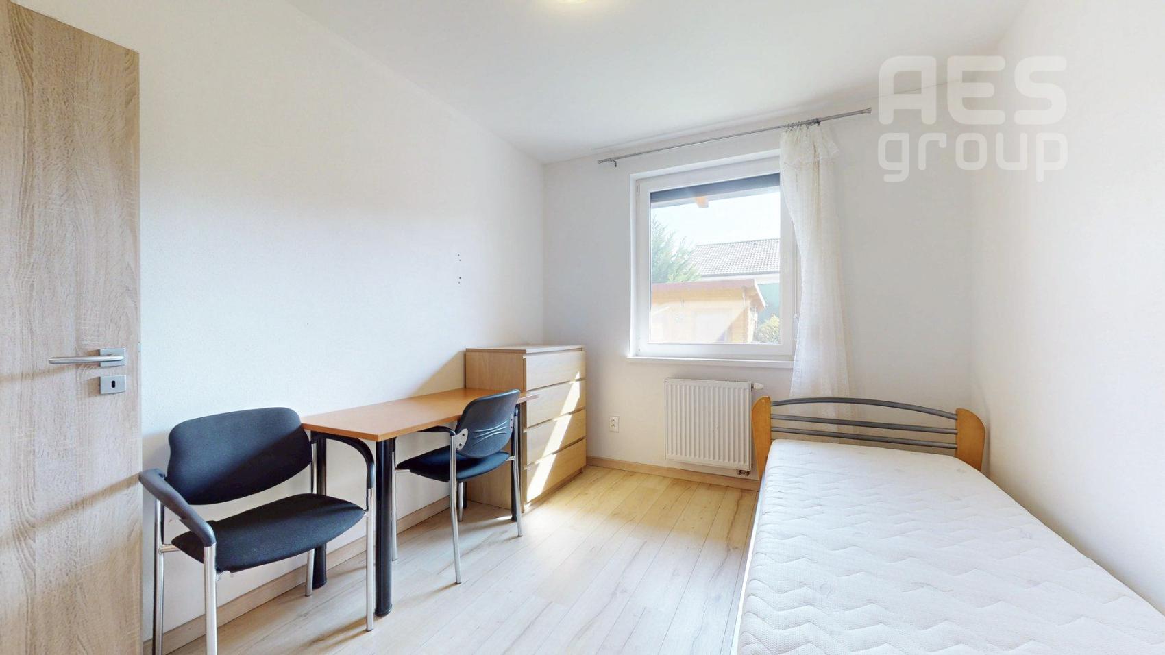 PRENÁJOM, zariadený 4 izbový rodinný dom, ul. Sedmokrásková, Marianka