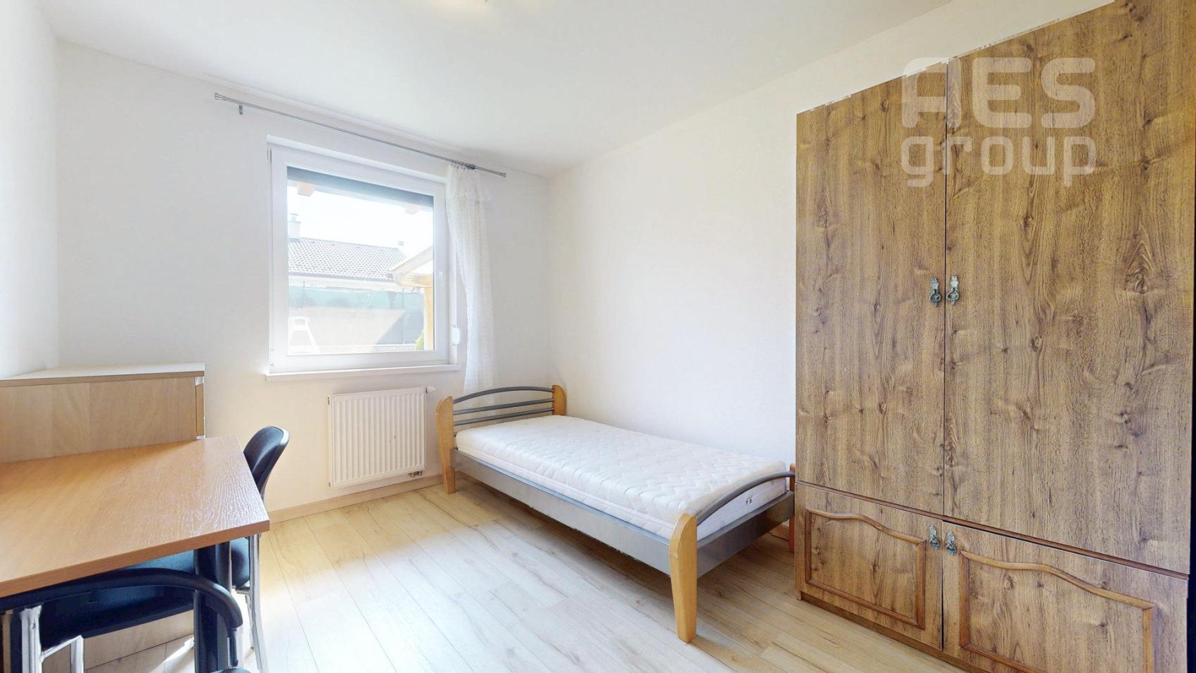 PRENÁJOM, zariadený 4 izbový rodinný dom, ul. Sedmokrásková, Marianka