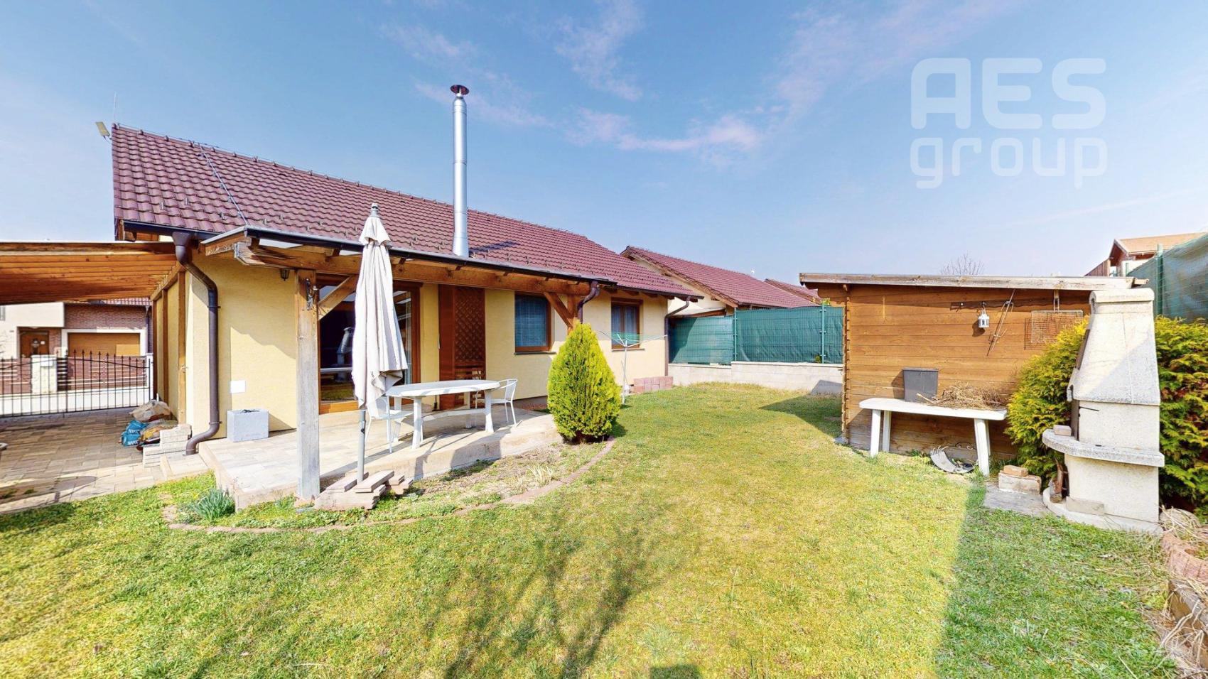 PRENÁJOM, zariadený 4 izbový rodinný dom, ul. Sedmokrásková, Marianka