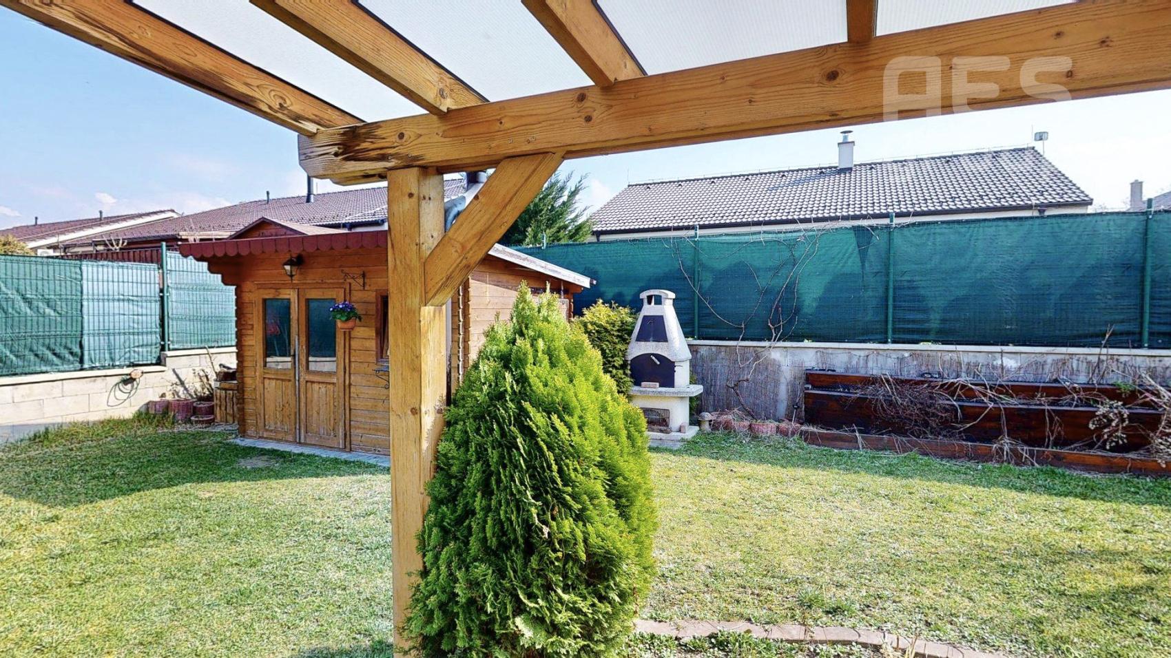 PRENÁJOM, zariadený 4 izbový rodinný dom, ul. Sedmokrásková, Marianka