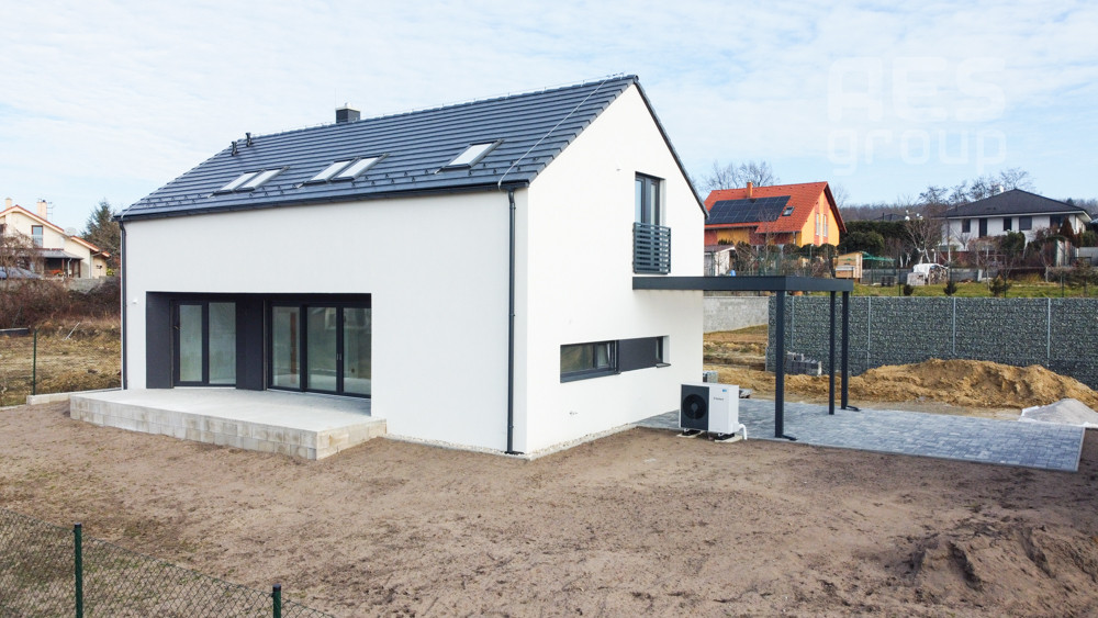 PREDAJ, 5 IZBOVÝ DOM, V TOP ŠTANDARDE, KREMENICA, STUPAVA