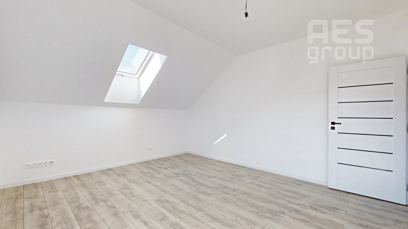 PREDAJ, 5 IZBOVÝ DOM, V TOP ŠTANDARDE, KREMENICA, STUPAVA