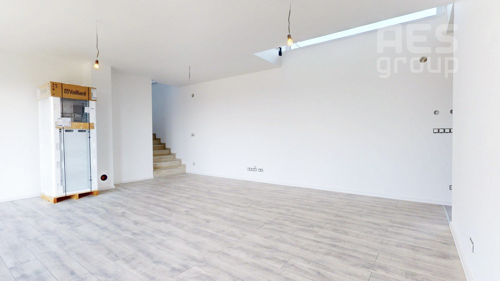 PREDAJ, 5 IZBOVÝ DOM, V TOP ŠTANDARDE, KREMENICA, STUPAVA