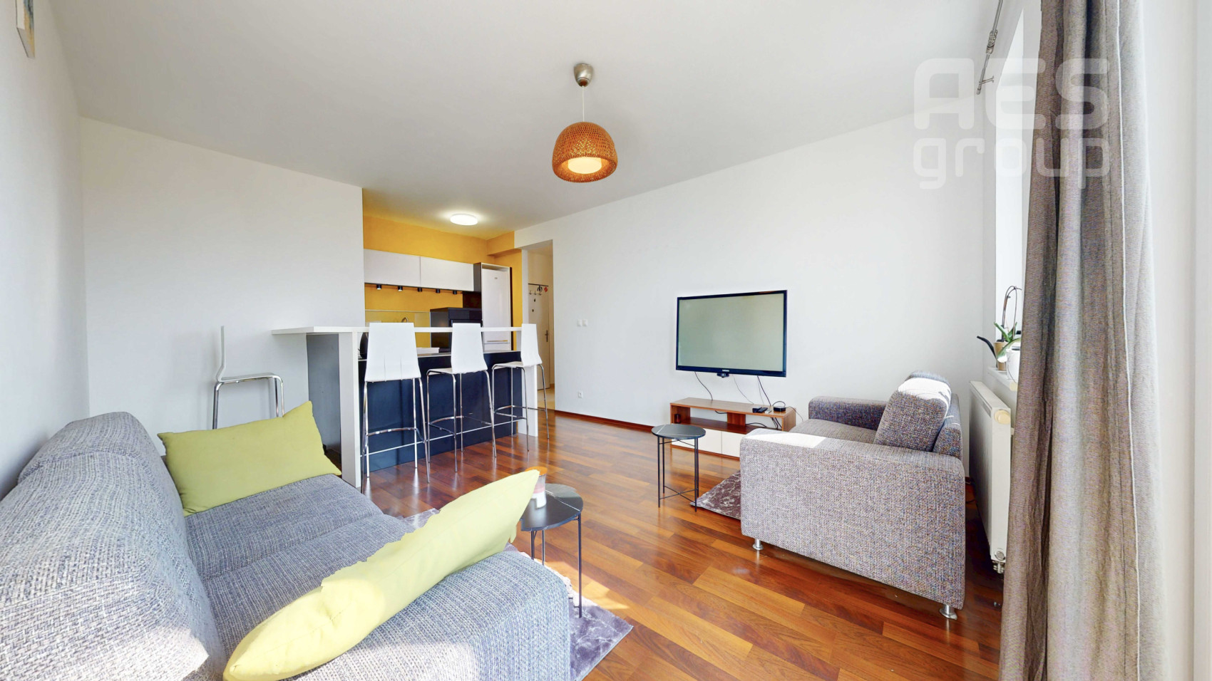 PREDAJ, 2 izbový byt s terasou a balkónom, ul. V. Šikulu, Stupava