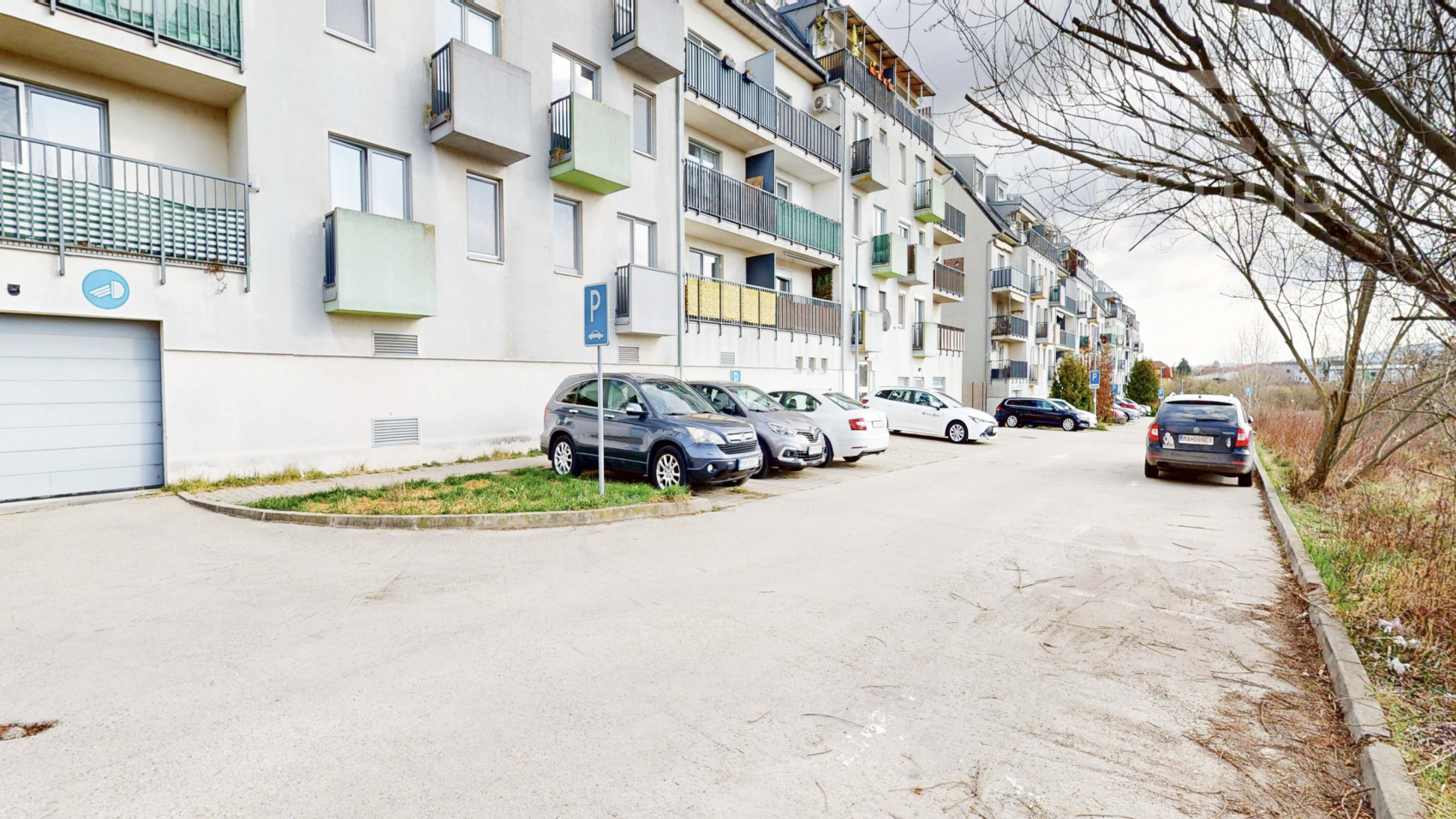 PREDAJ, 2 izbový byt s terasou a balkónom, ul. V. Šikulu, Stupava