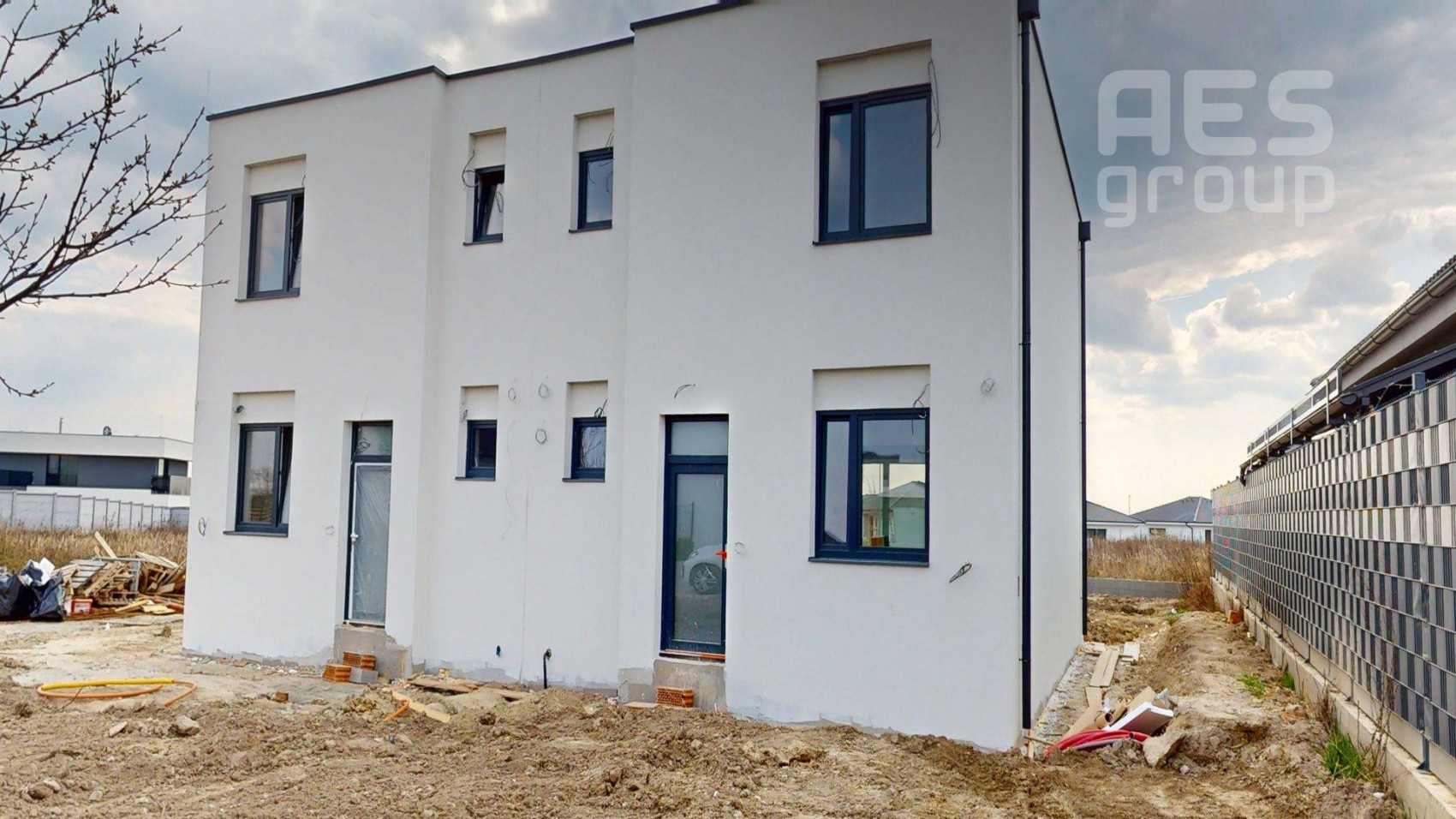 PREDAJ, atraktívny 4 izbový rodinný dom v dvojdome, Modra, Malé Hliny