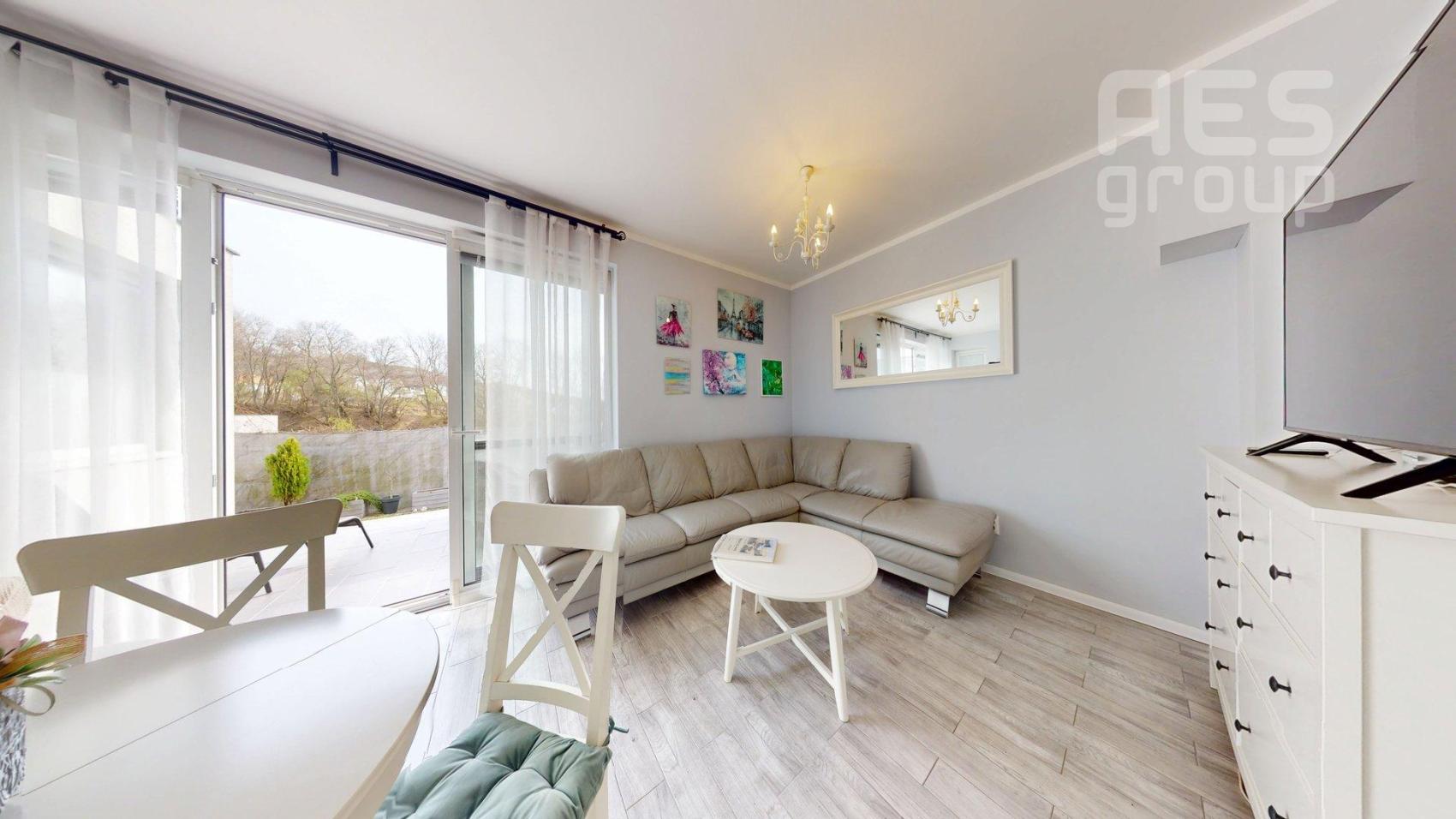 PREDAJ, 4 izbový radový dom s garážou, Konvalinková ul. Stupava