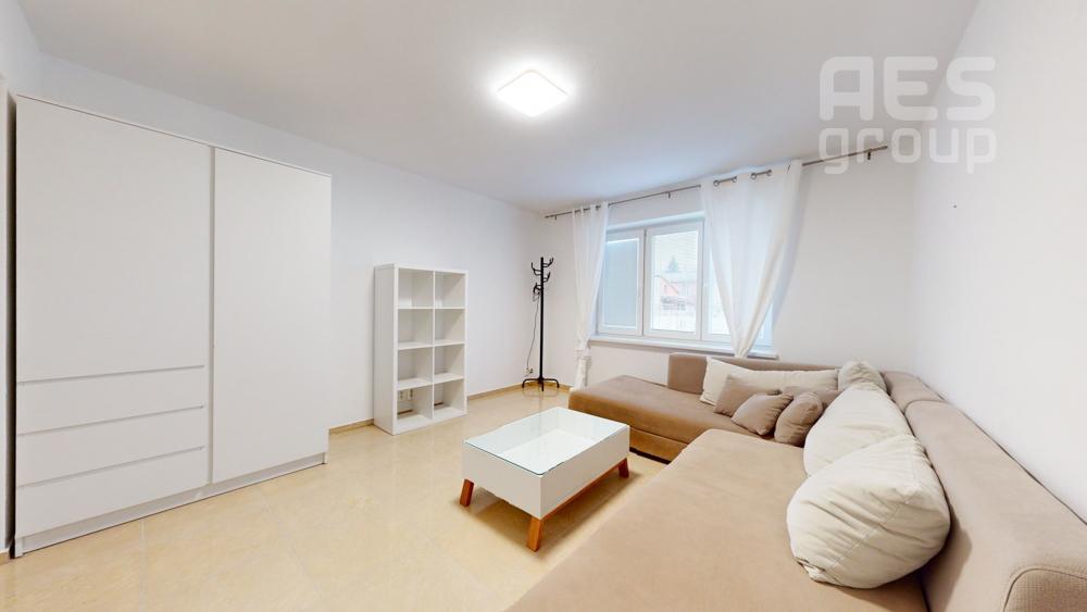 PRENÁJOM, 2 IZBOVÝ BYT, BUDOVATEĽSKÁ, STUPAVA