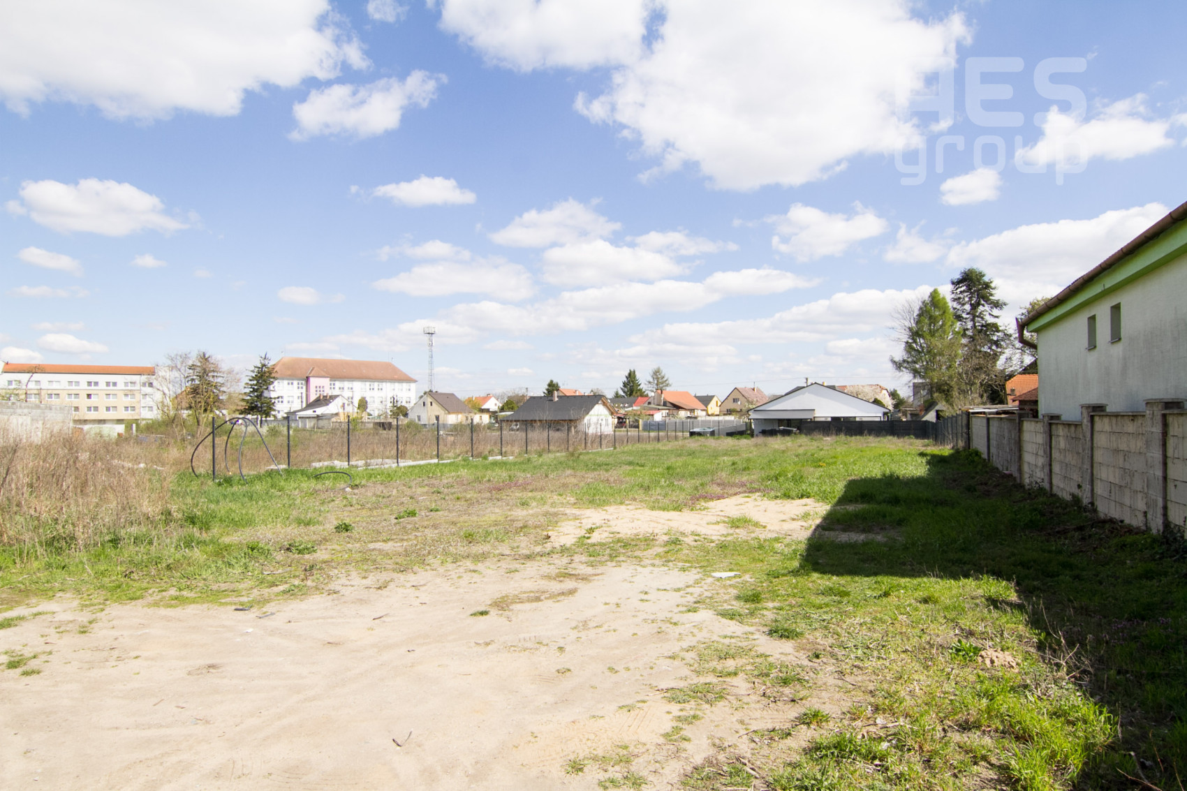 PREDAJ, STAVEBNÝ POZEMOK 1226 m2, ZÁHORSKÁ VES