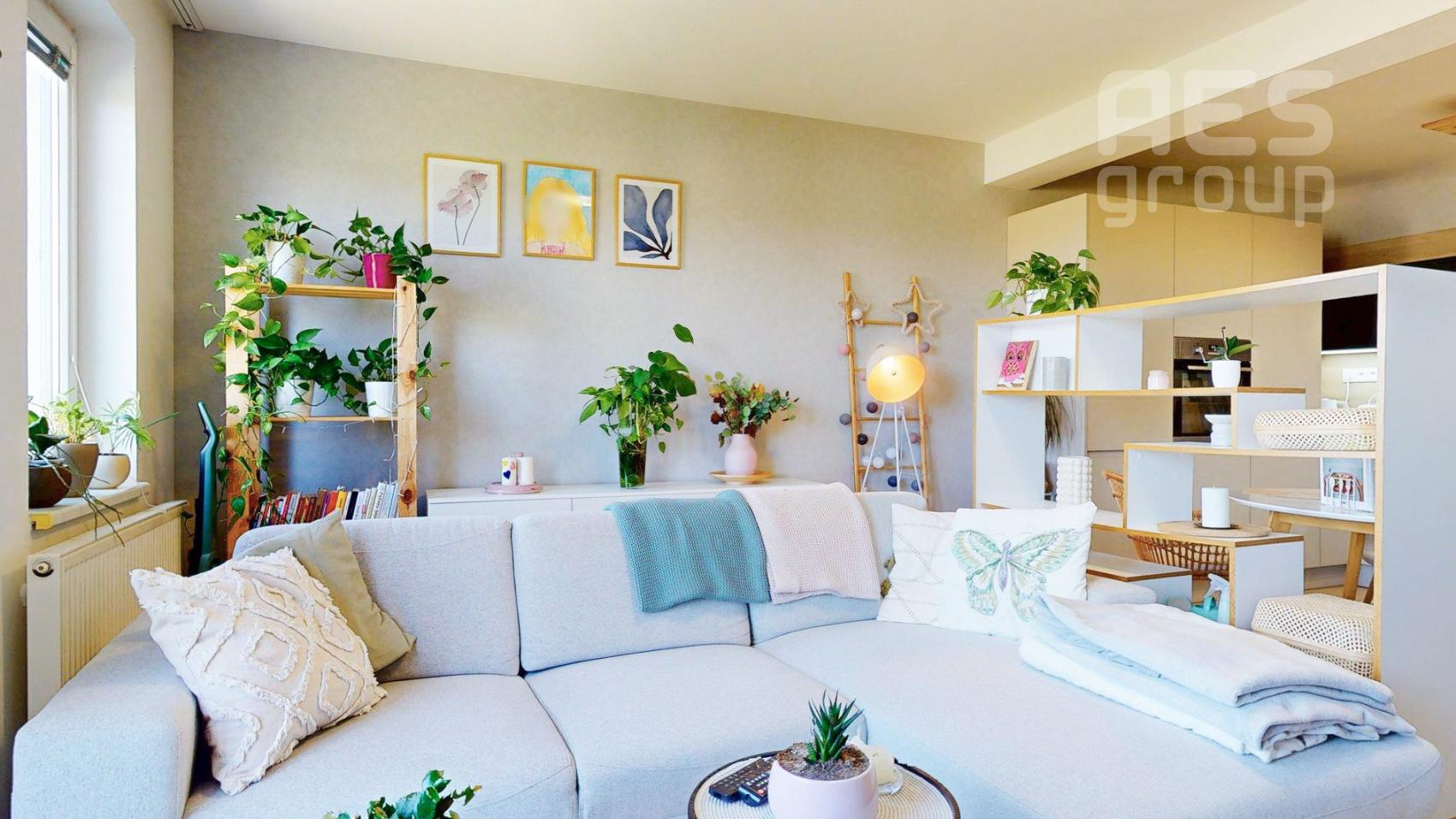 PRENÁJOM, 2 izbový byt s terasou a balkónom, ul. V. Šikulu, Stupava