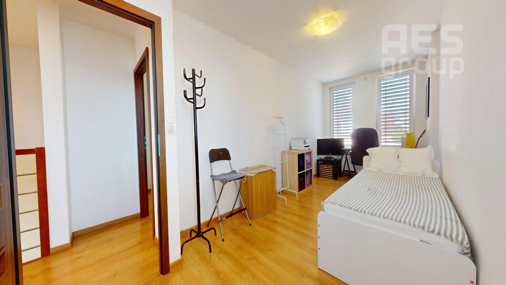 PREDAJ, 4 izb. RD s pivnicou vo výbornej lokalite, Mariánska, Stupava