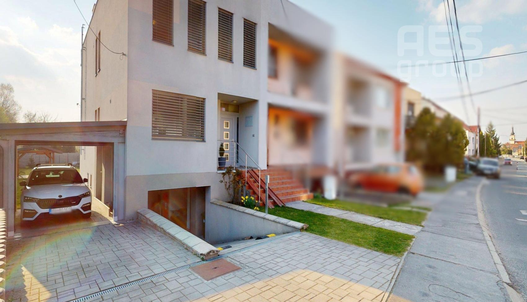 PREDAJ, 4 izb. RD s pivnicou vo výbornej lokalite, Mariánska, Stupava