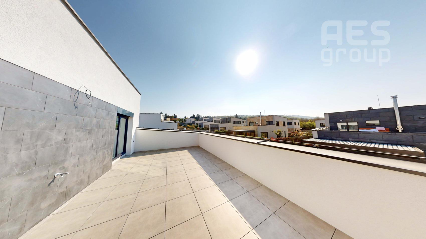 Moderný 5-izbový rodinný dom v obklopení prírody – uľ. Trebuľková, Záhorská Bystrica,