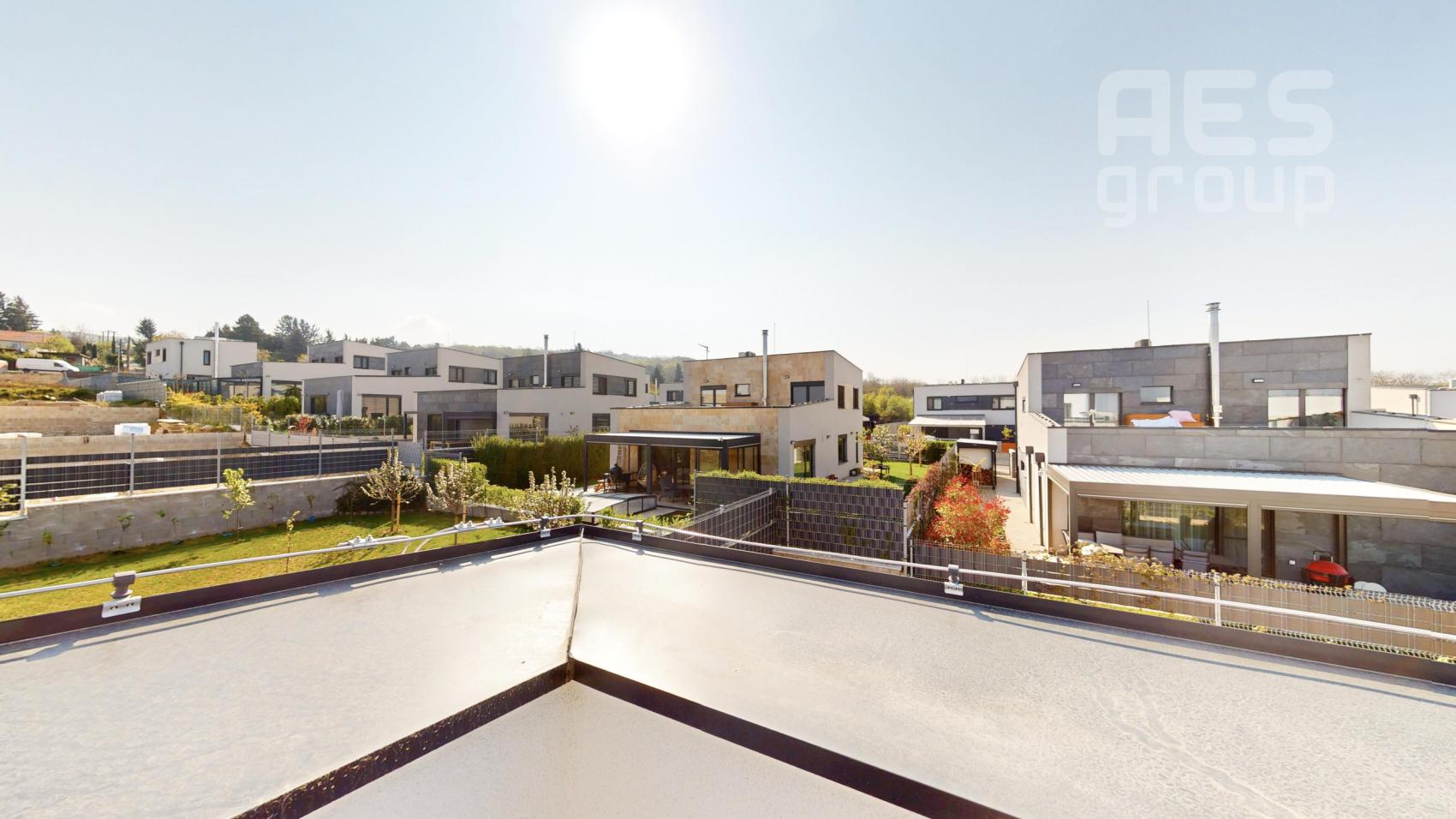 Moderný 5-izbový rodinný dom v obklopení prírody – uľ. Trebuľková, Záhorská Bystrica,