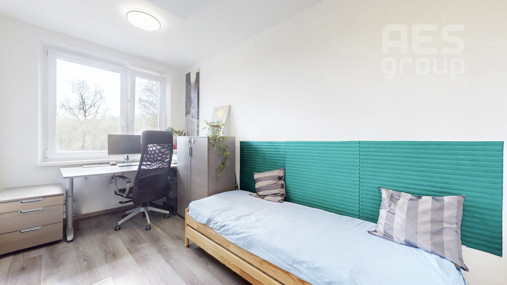 PREDAJ, 4 izbový byt s loggiou, Pri artézskej studni, Stupava