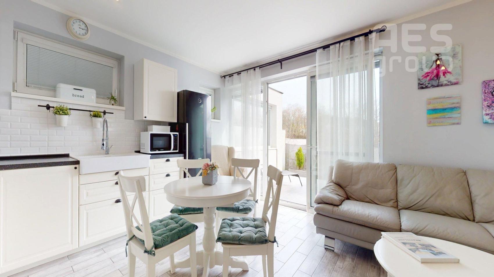 PREDAJ, 4 izbový radový dom s garážou, Konvalinková ul. Stupava